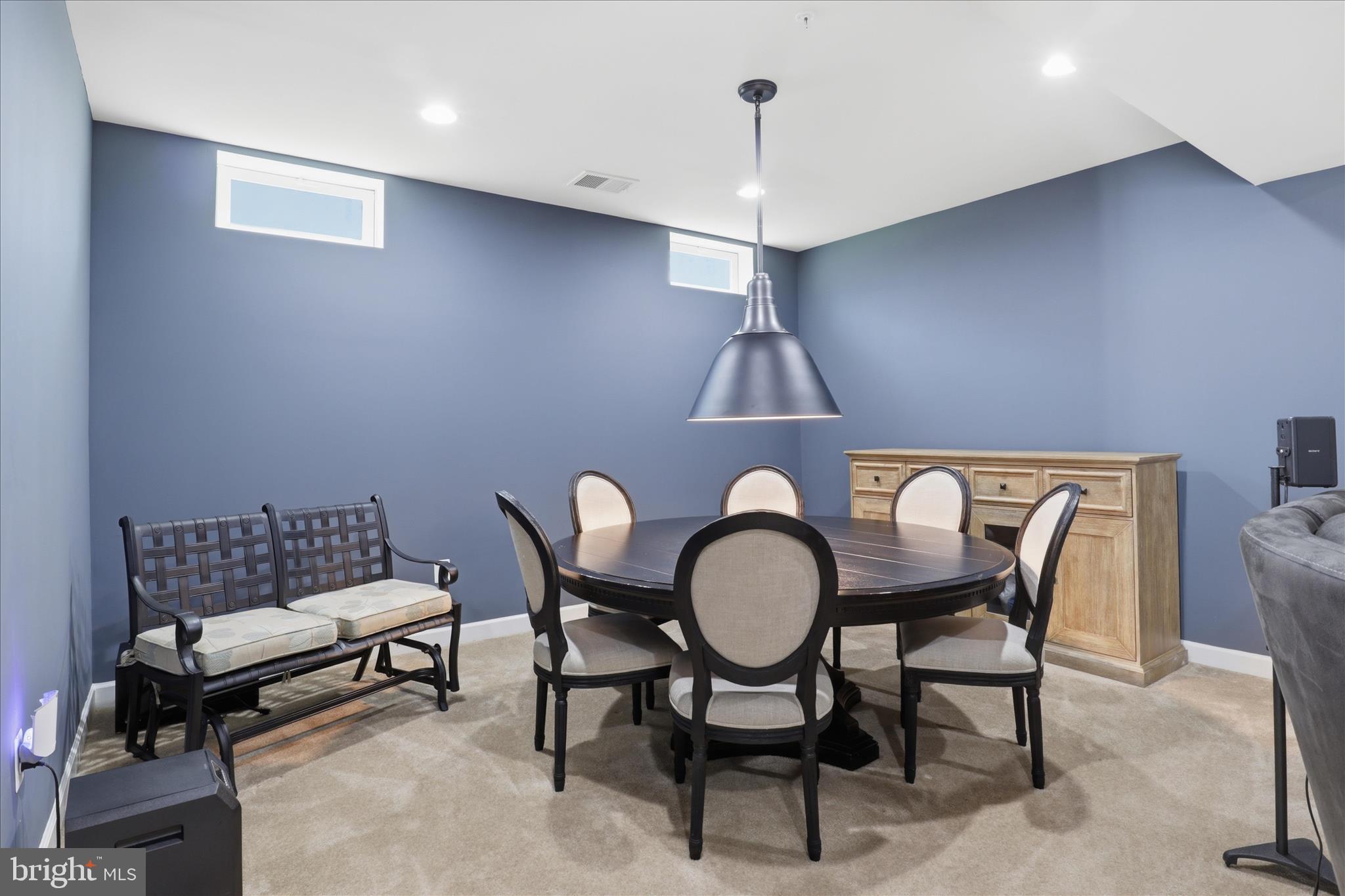 OAK CREEK - Residential