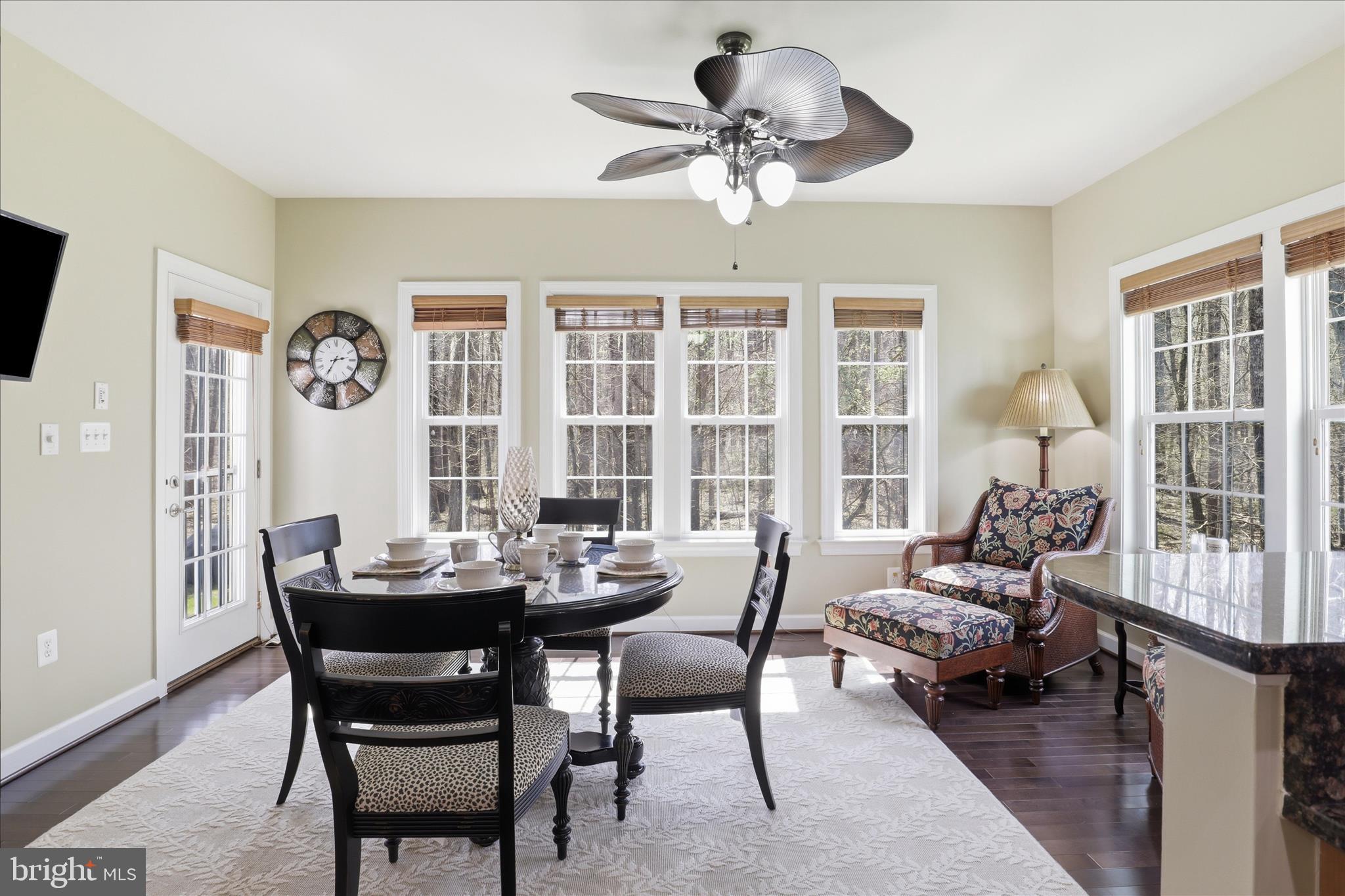 OAK CREEK - Residential