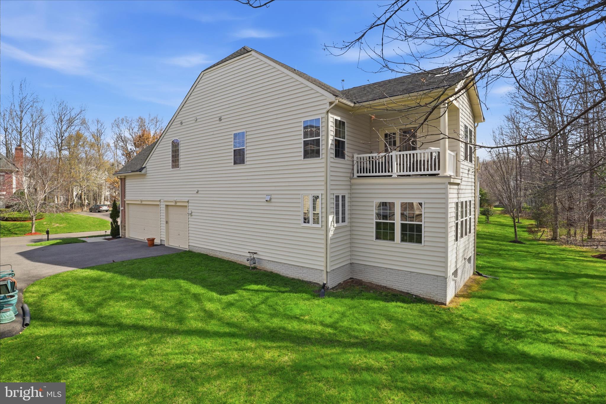 OAK CREEK - Residential