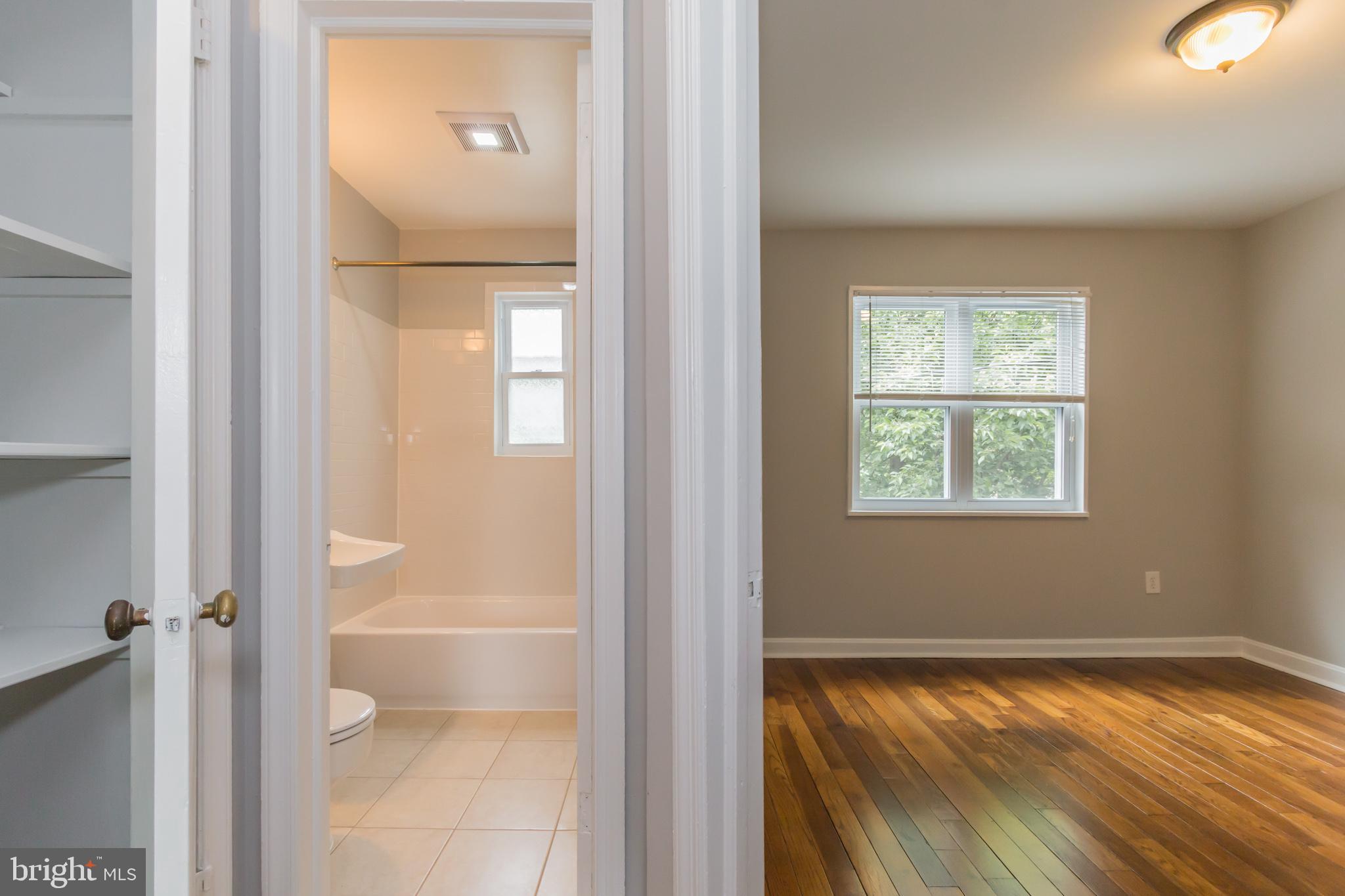 ROSEMONT - Residential Lease