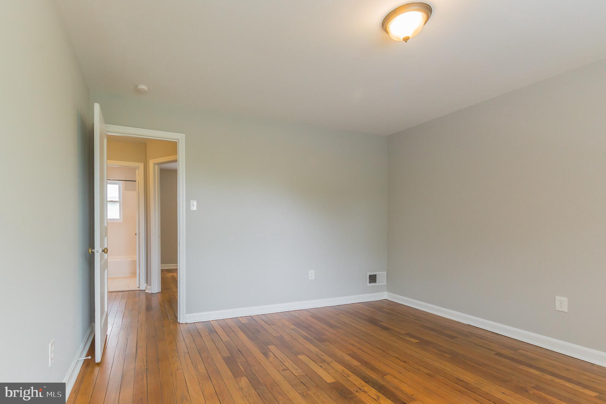 ROSEMONT - Residential Lease