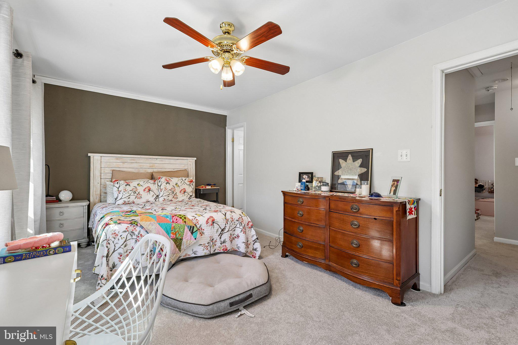 THOUSAND OAKS - Residential