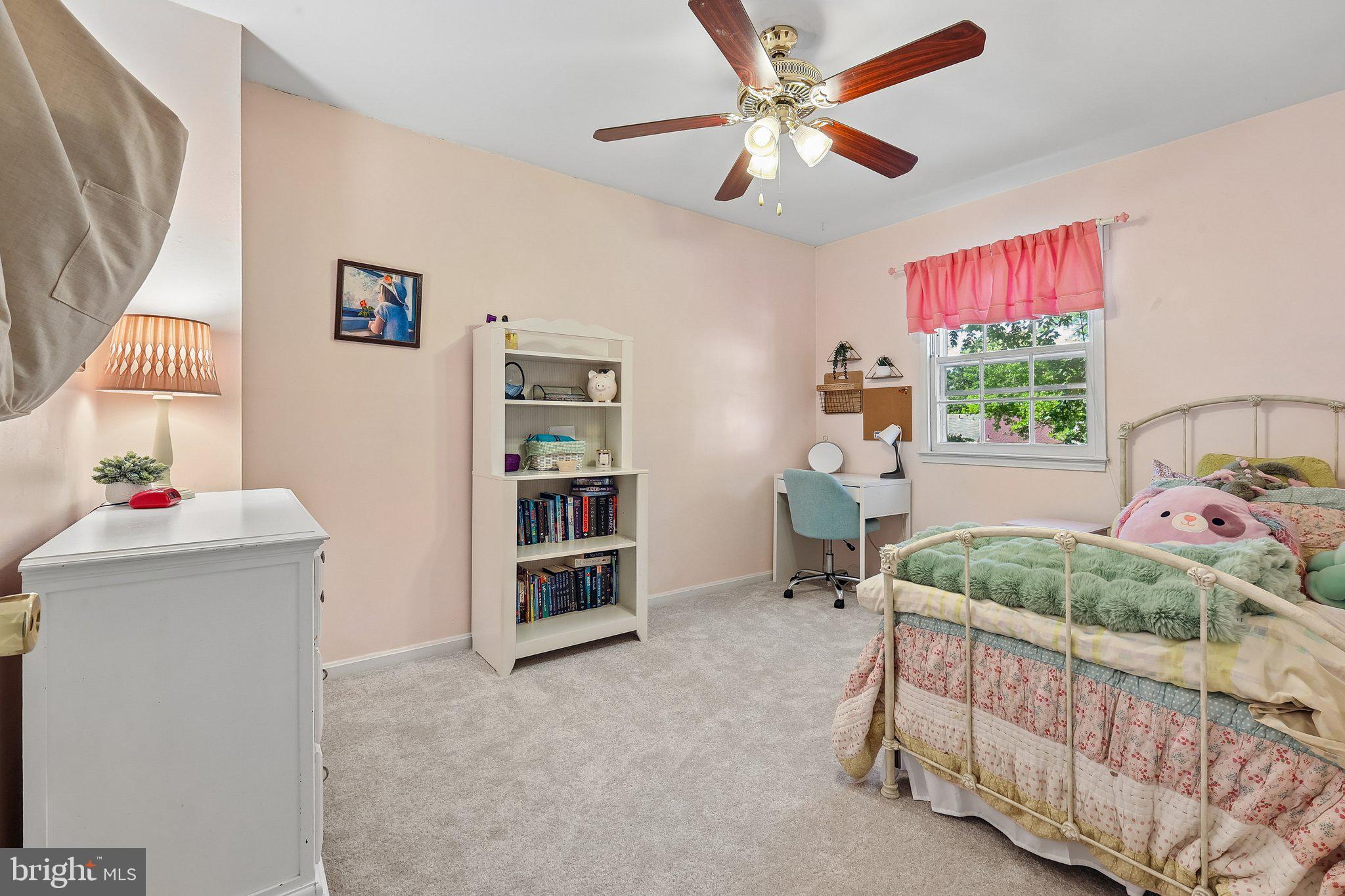 THOUSAND OAKS - Residential