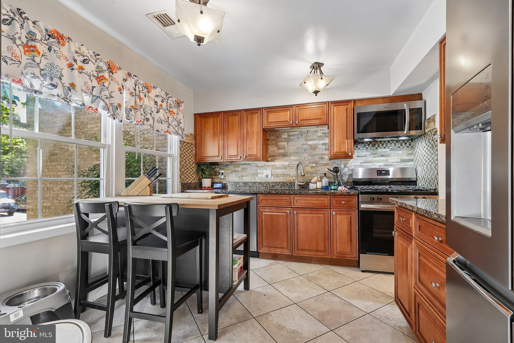 THOUSAND OAKS - Residential