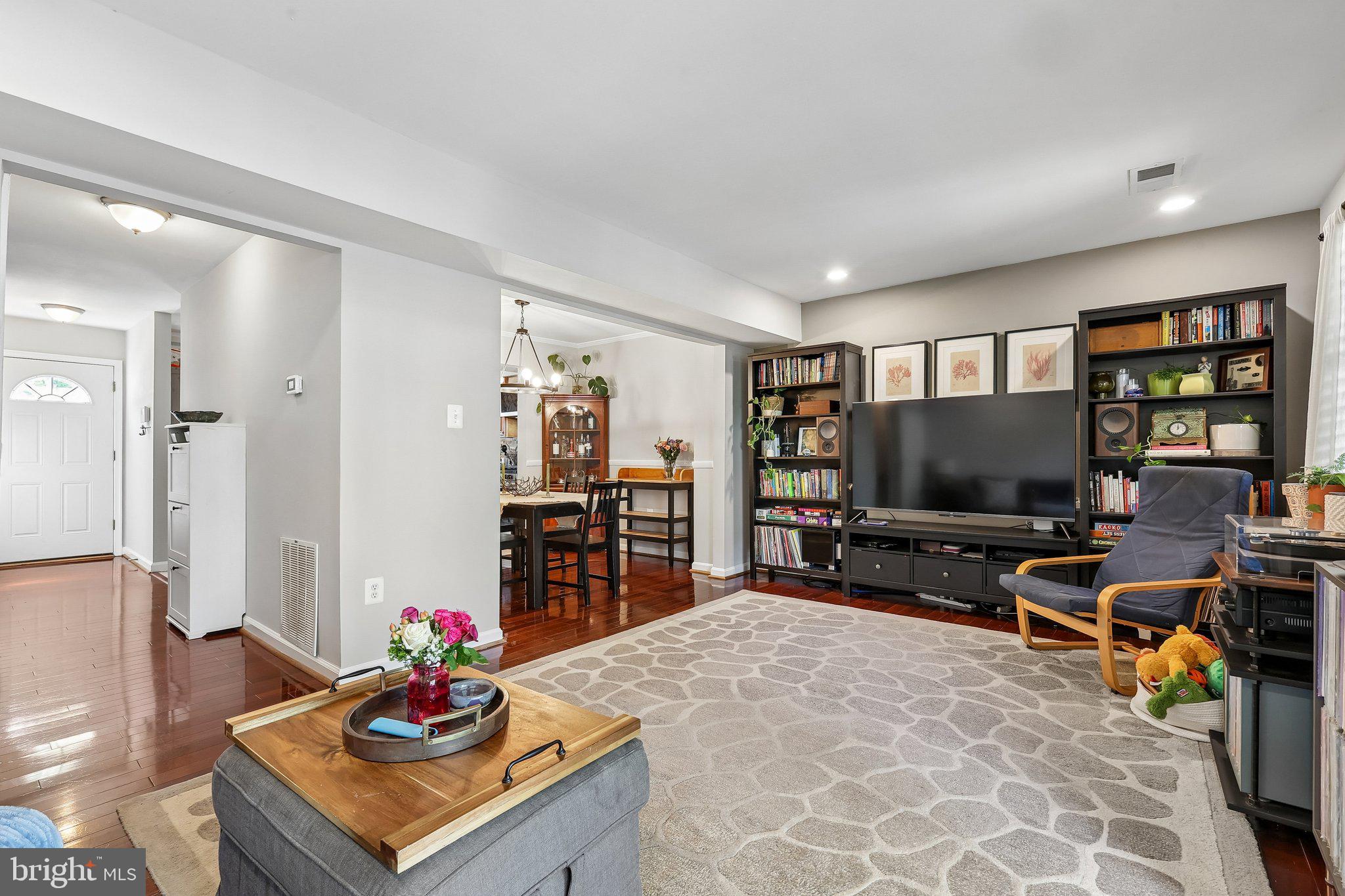 THOUSAND OAKS - Residential