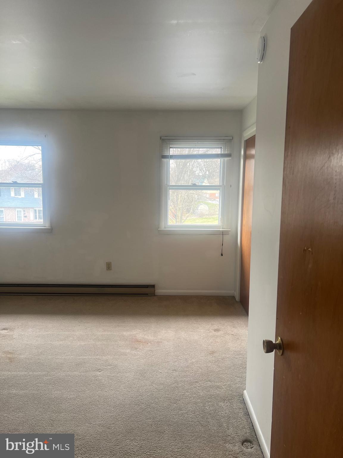 ELIZABETHTOWN BOROUGH - Residential