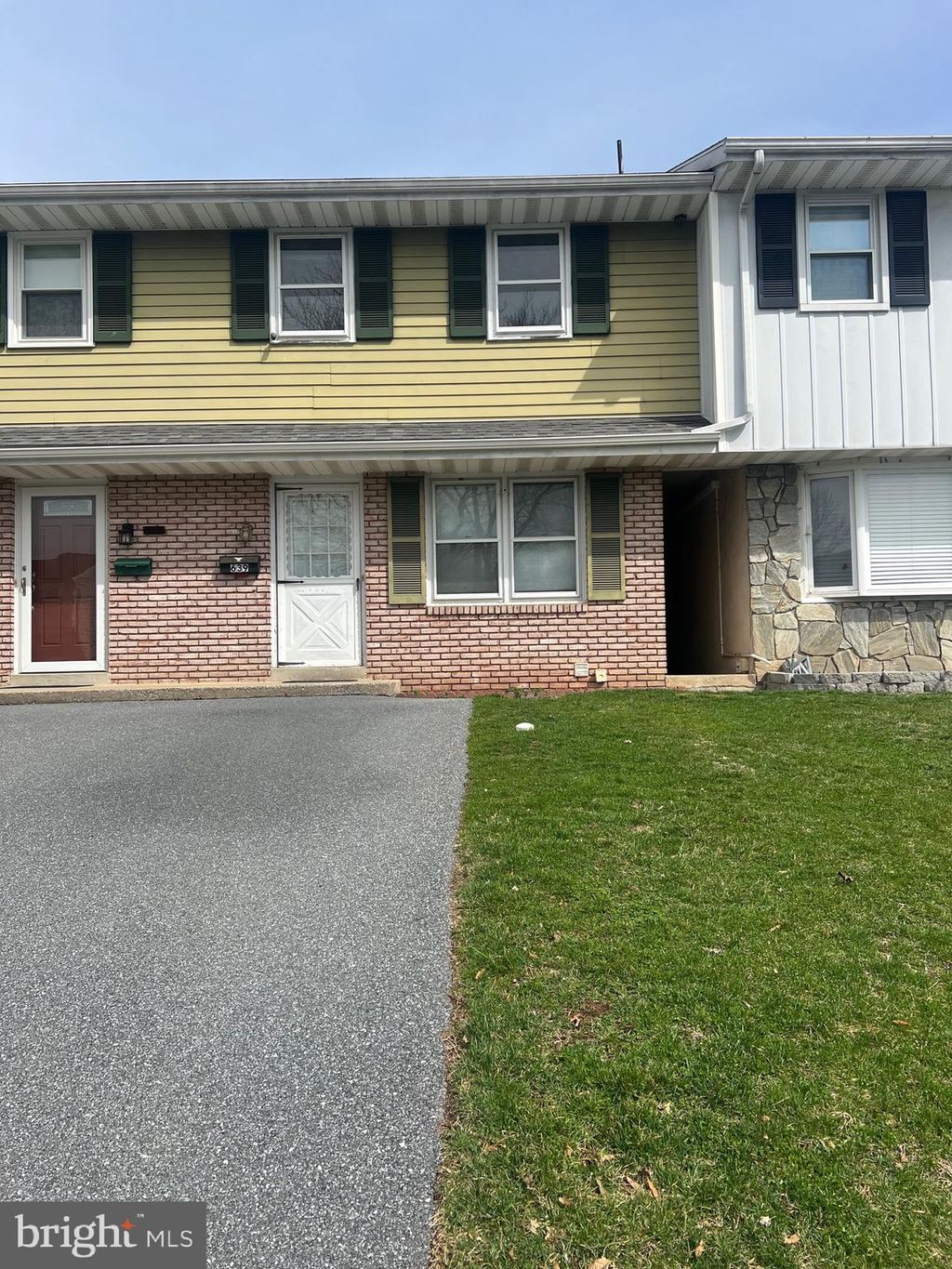 Photo of 639 N Lime Street, ELIZABETHTOWN, PA 17022 (MLS # PALA2084418)