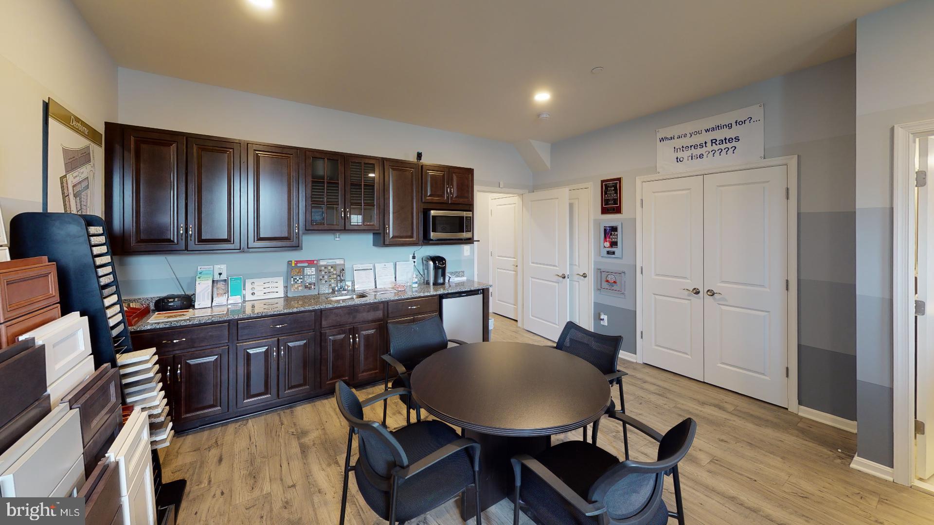 TRIMBLE MEADOWS - Residential