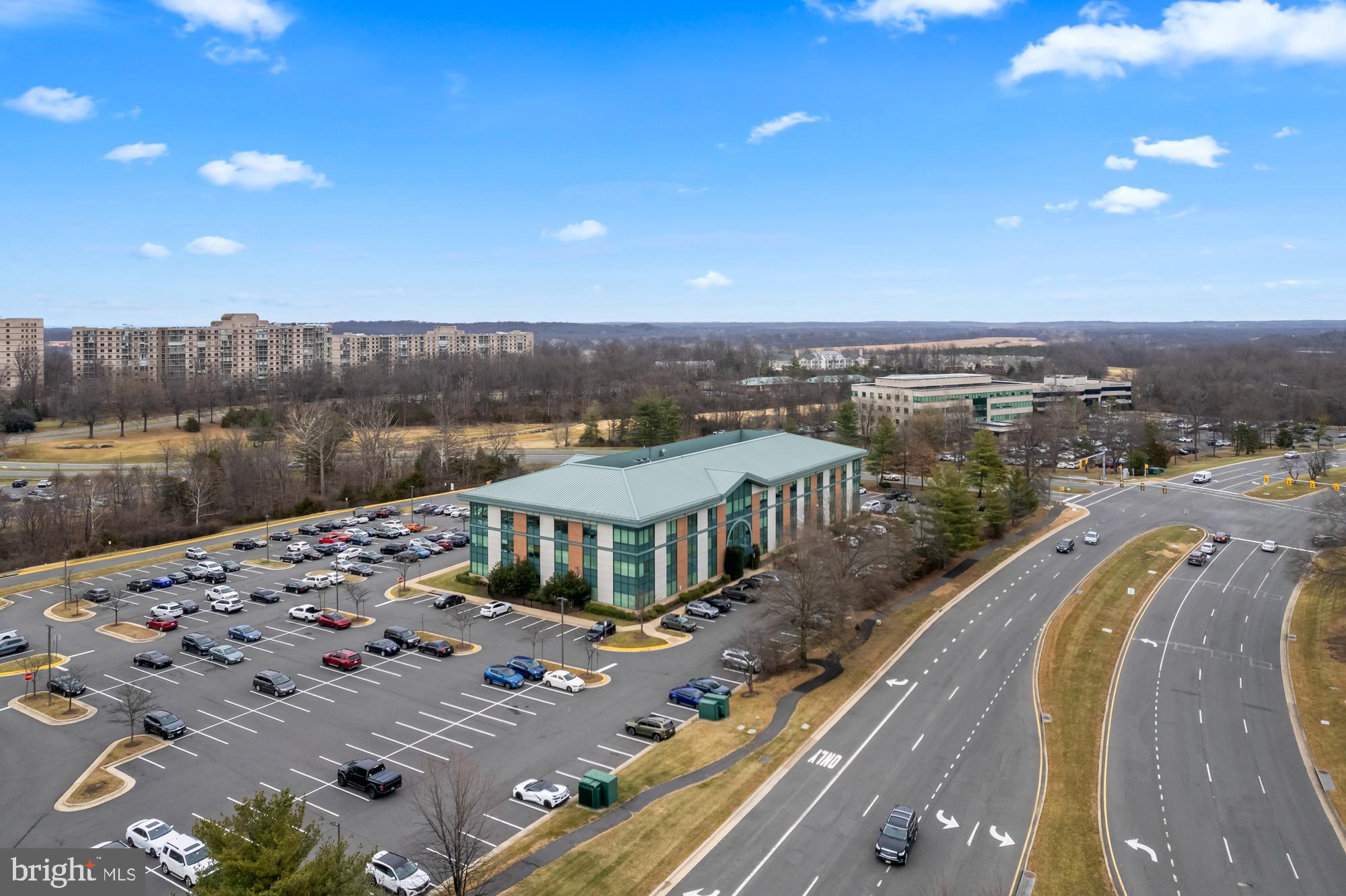 19455 DEERFIELD AVENUE 310