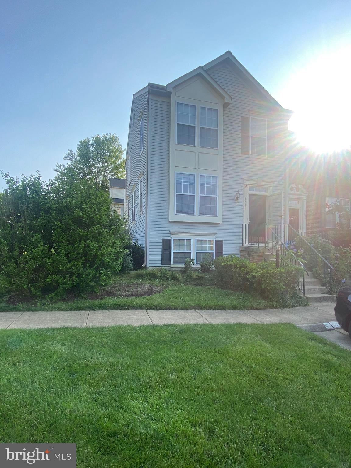 RIVERSIDE VILLAGES - Residential Lease