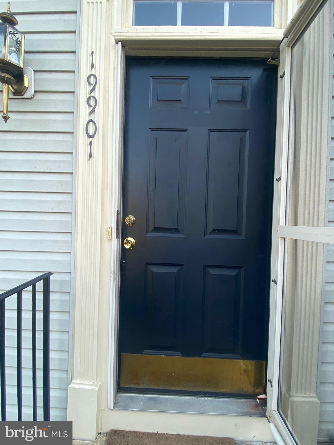 RIVERSIDE VILLAGES - Residential Lease