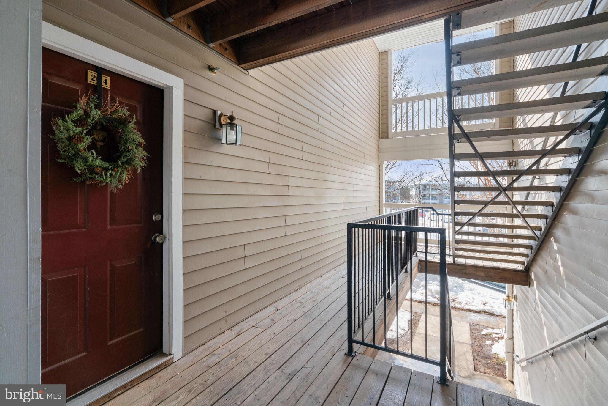 STRATFORD CONDOS - Residential