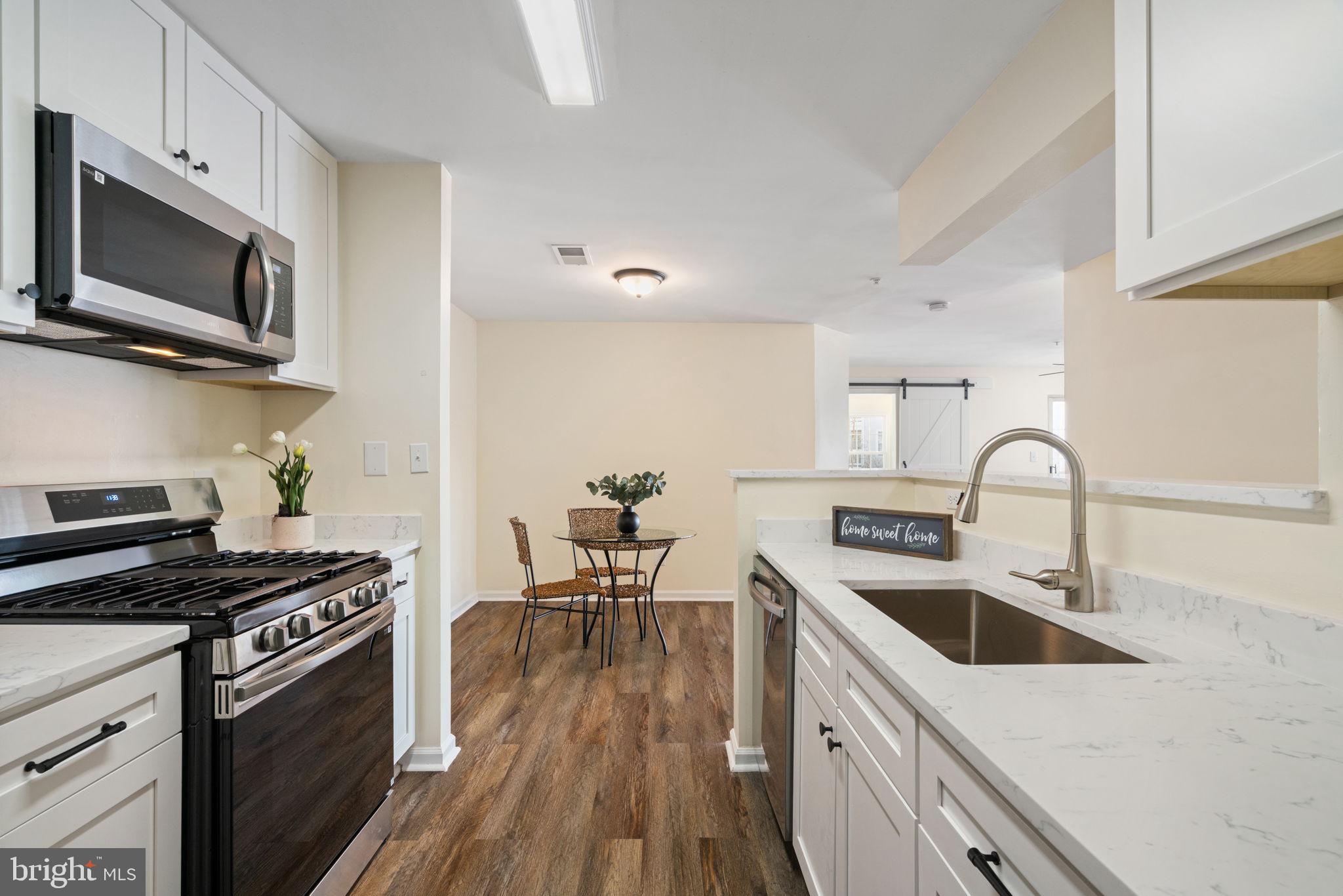 STRATFORD CONDOS - Residential