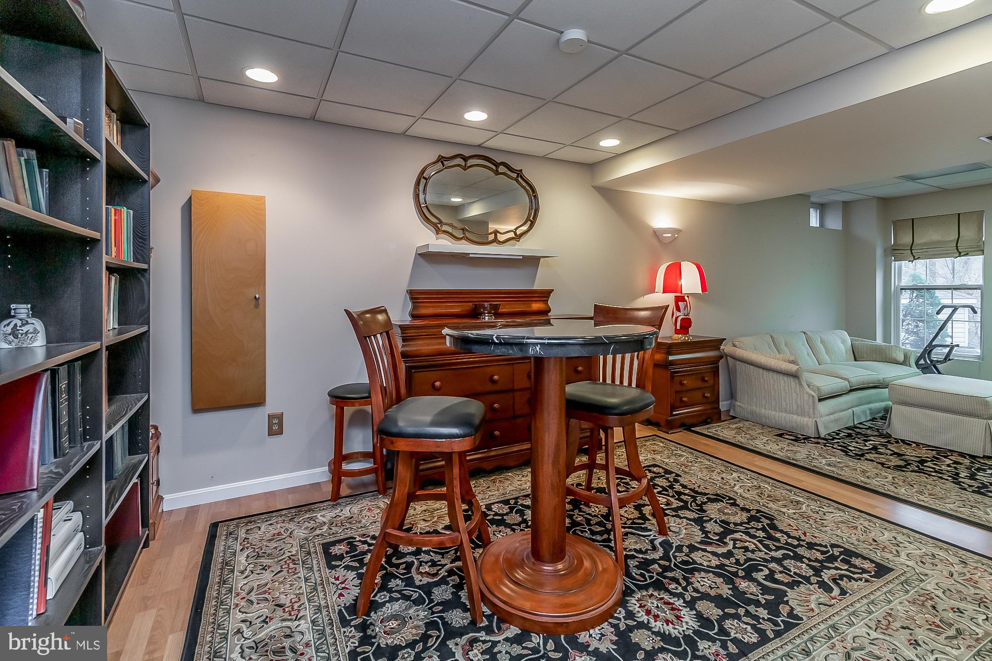 VILLAGE OF BYNUM RUN - Residential