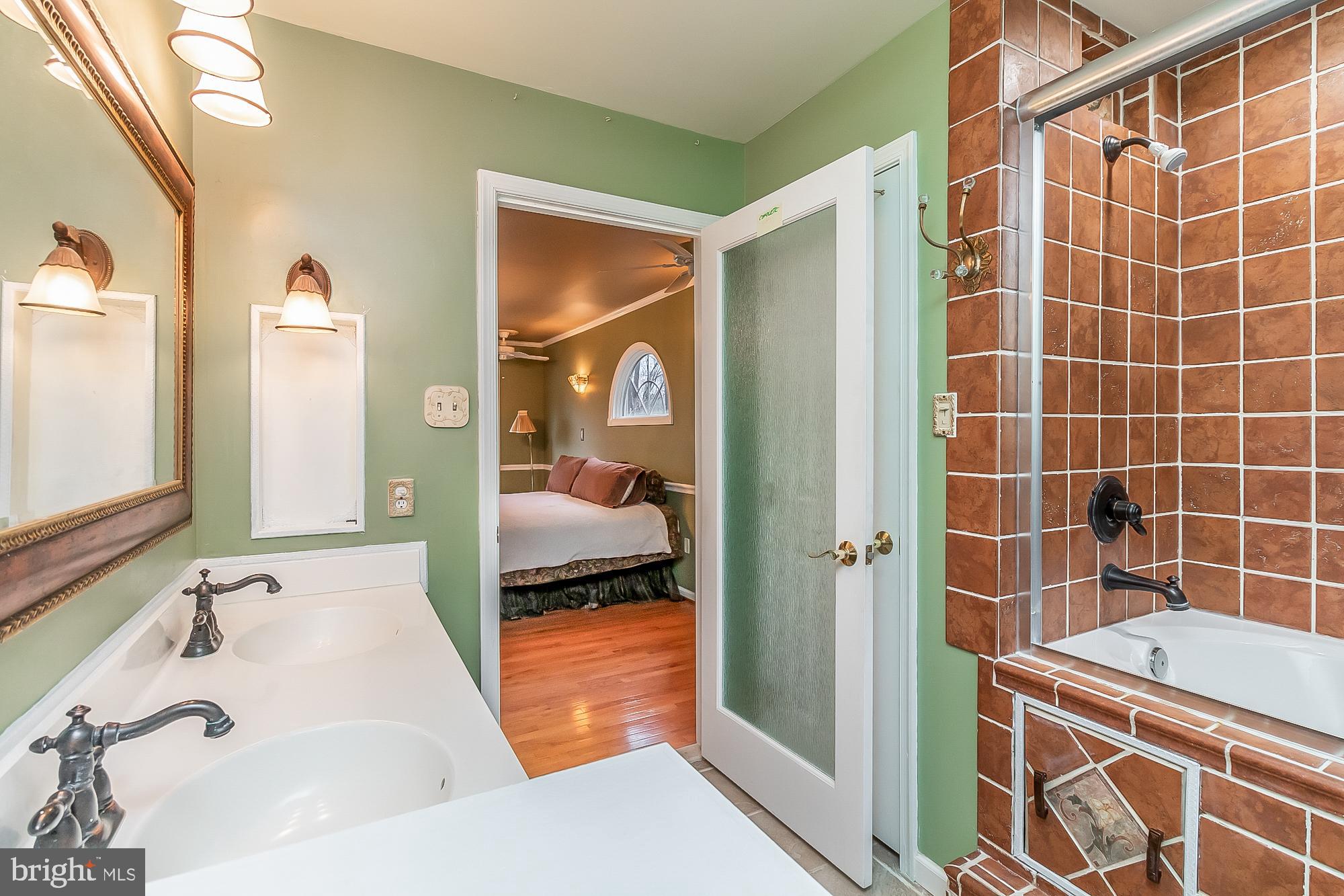 VILLAGE OF BYNUM RUN - Residential