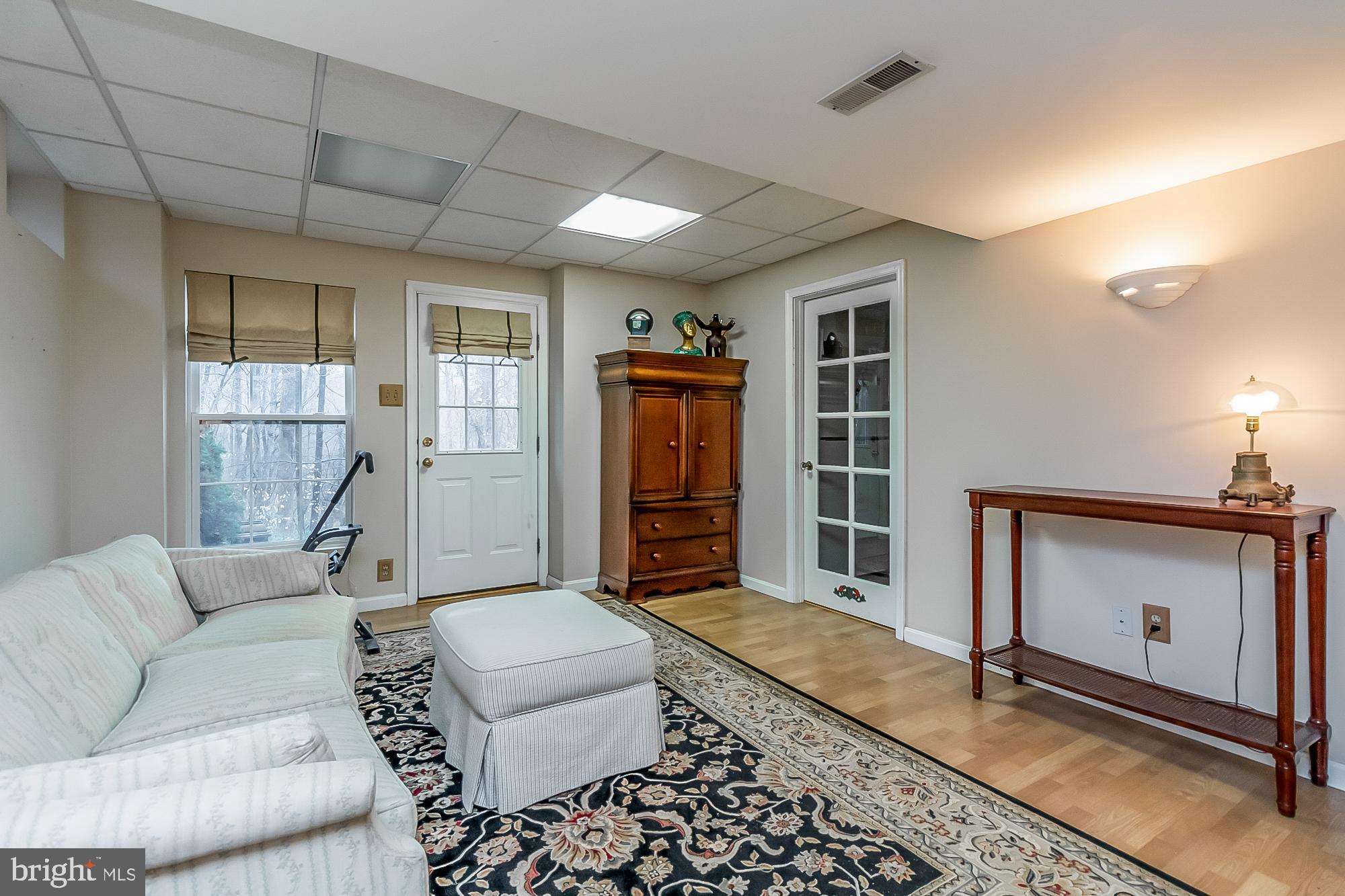 VILLAGE OF BYNUM RUN - Residential