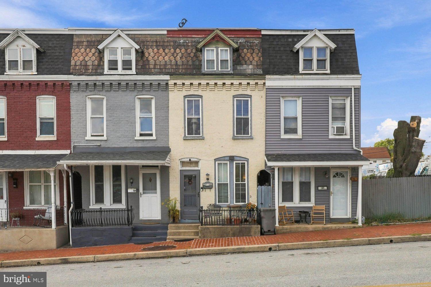 117 LOCUST STREET