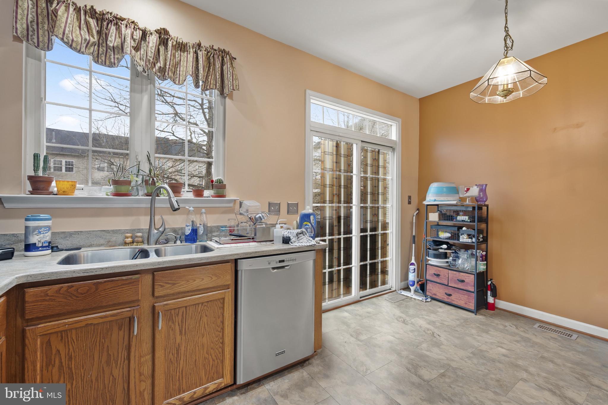 RUSSETT - Residential