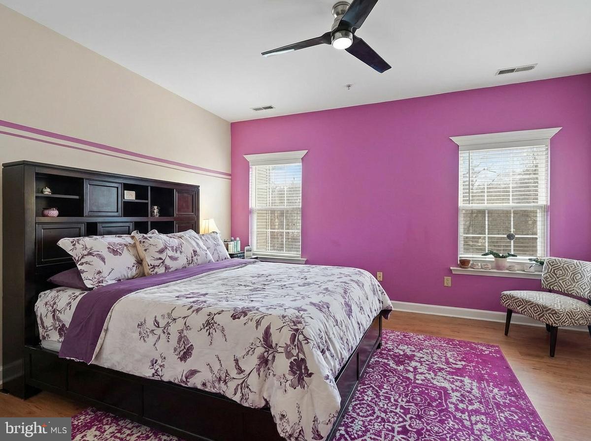 RUSSETT - Residential