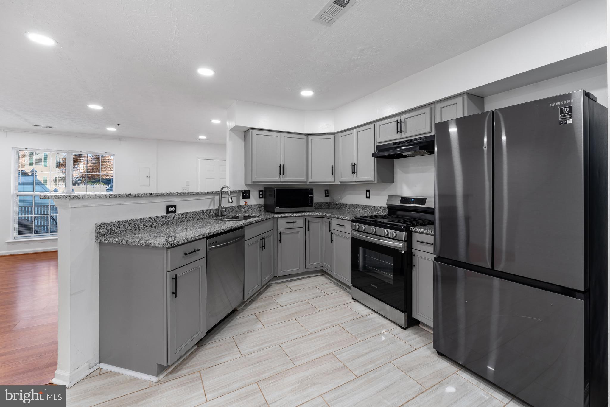 QUAIL RUN SOUTH - Residential Lease