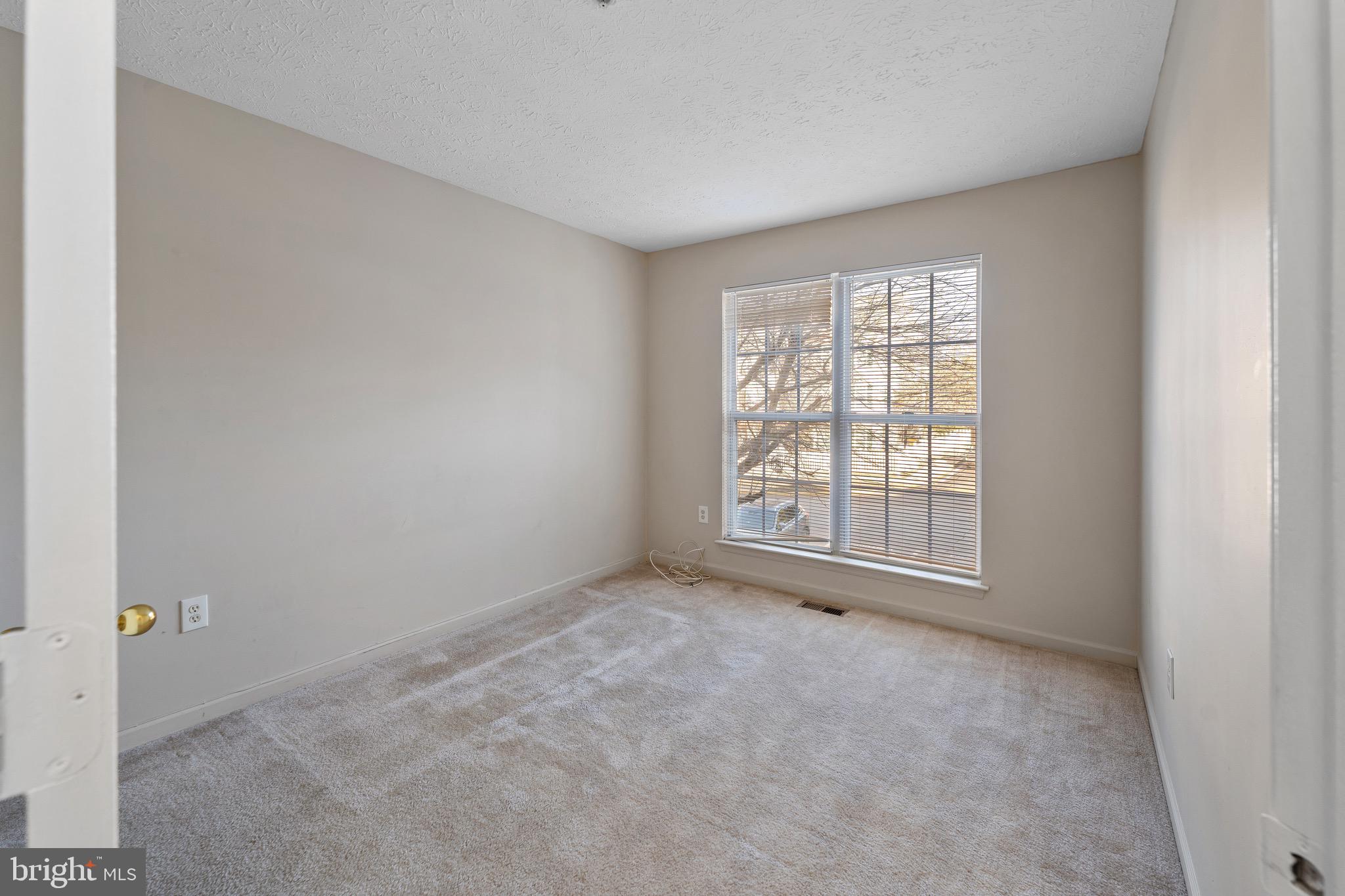 QUAIL RUN SOUTH - Residential Lease