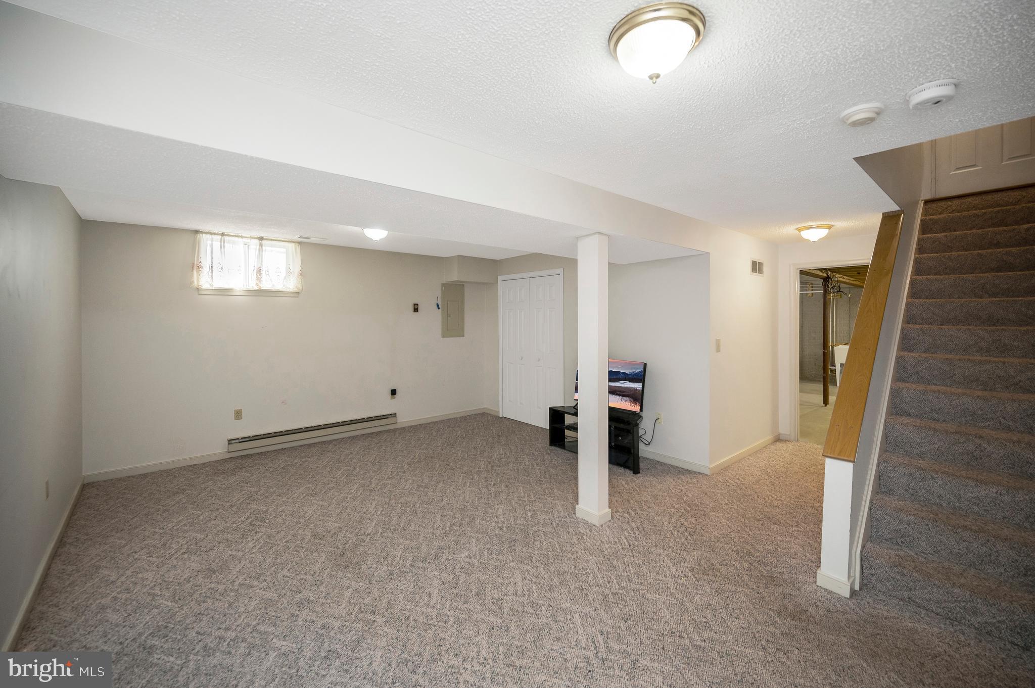 EDEN ESTATES - Residential