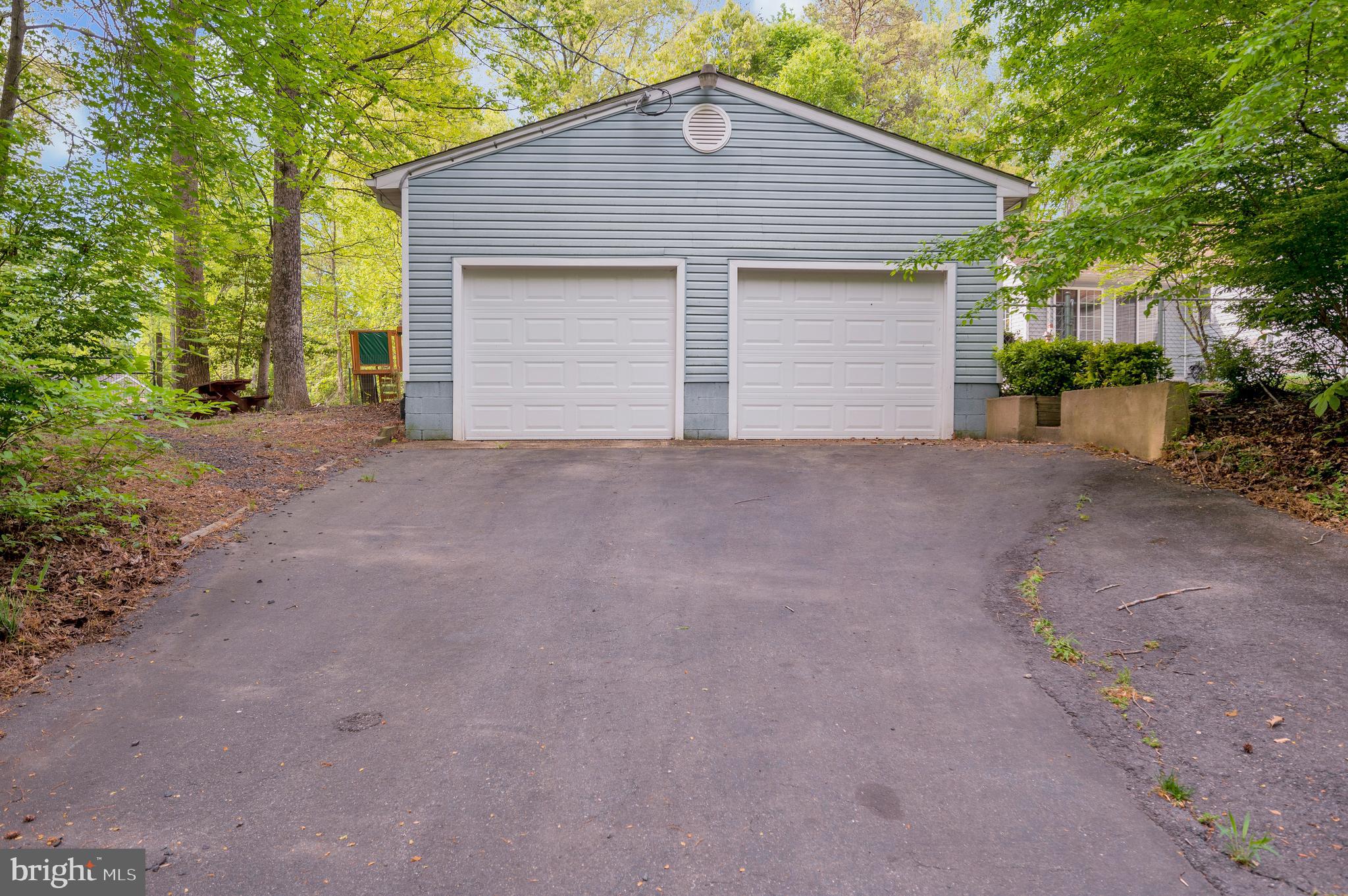 EDEN ESTATES - Residential