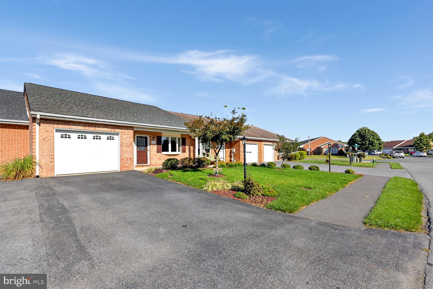 306 WINDING OAK DRIVE