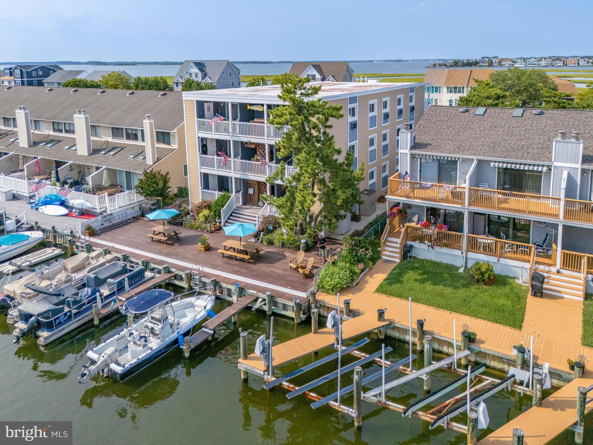 LITTLE SALISBURY - Residential