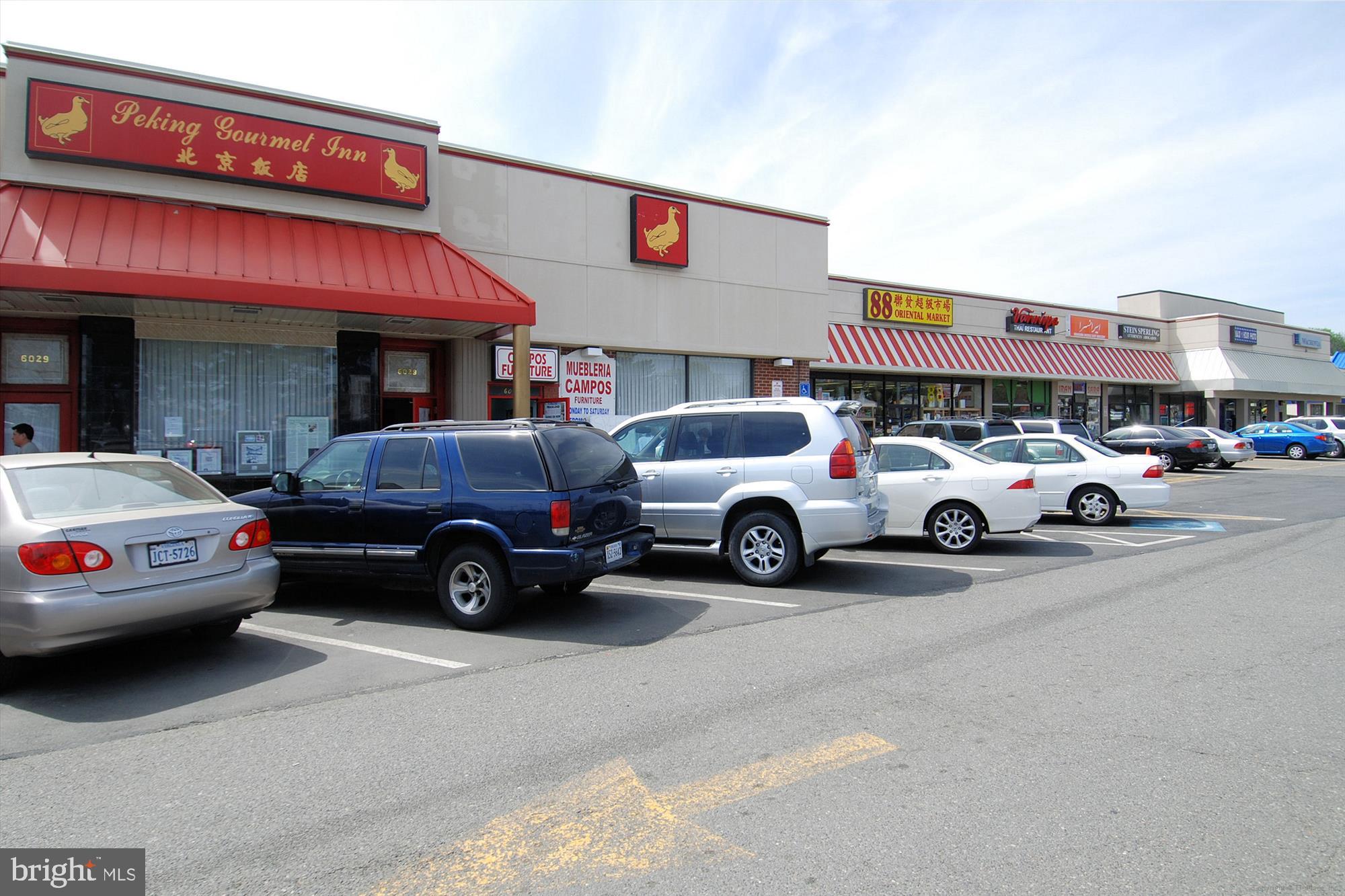 SKYLINE SQUARE CONDO - Residential