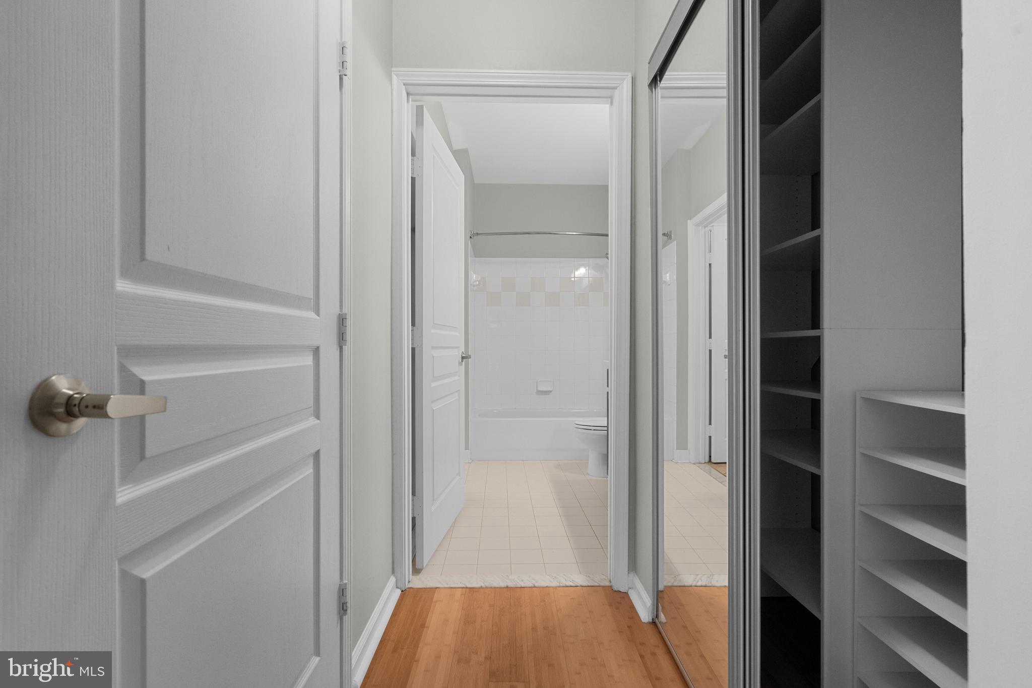 SAVOY AT RESTON TOWN CENTER - Residential