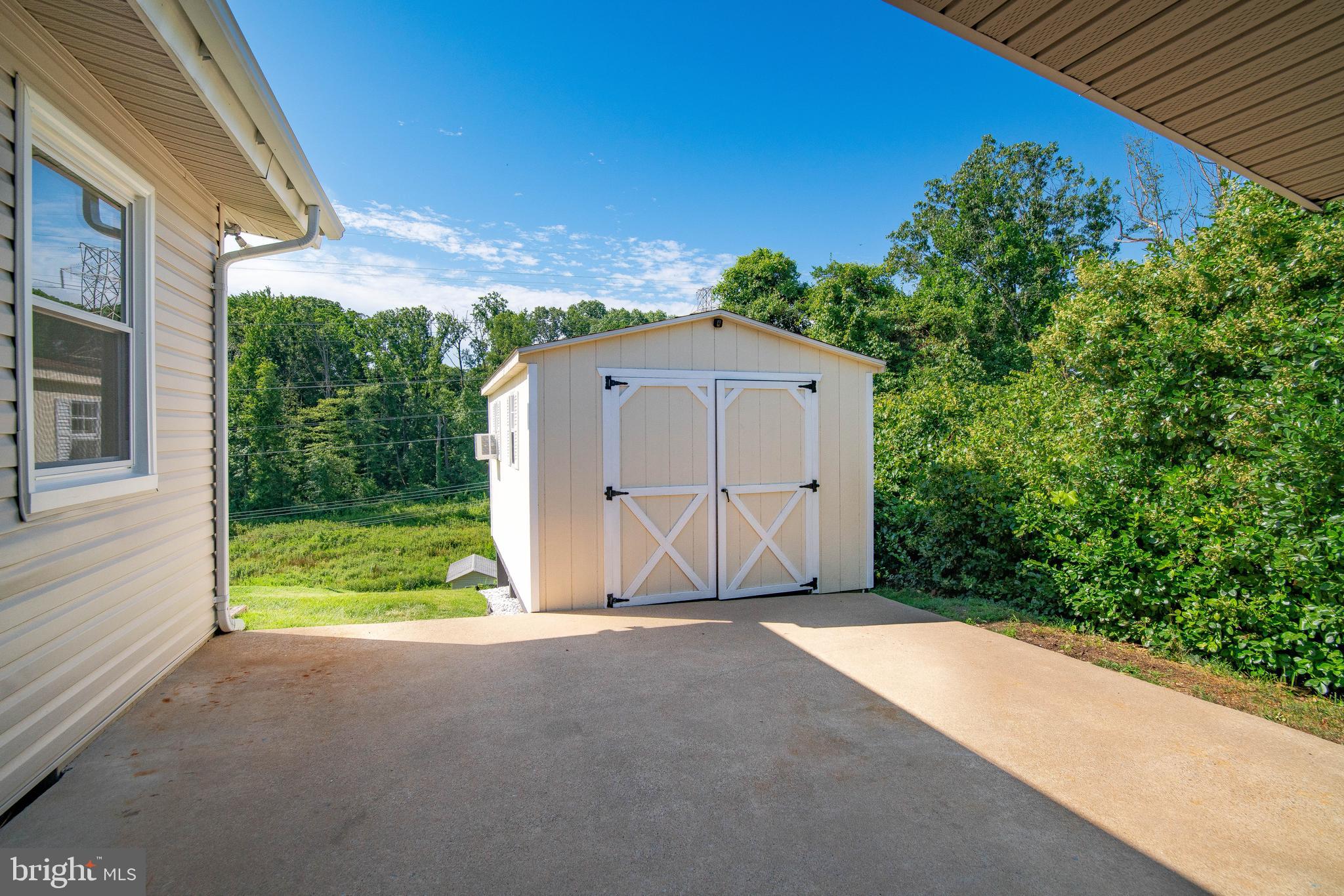 RIDGE VIEW ESTATES - Residential