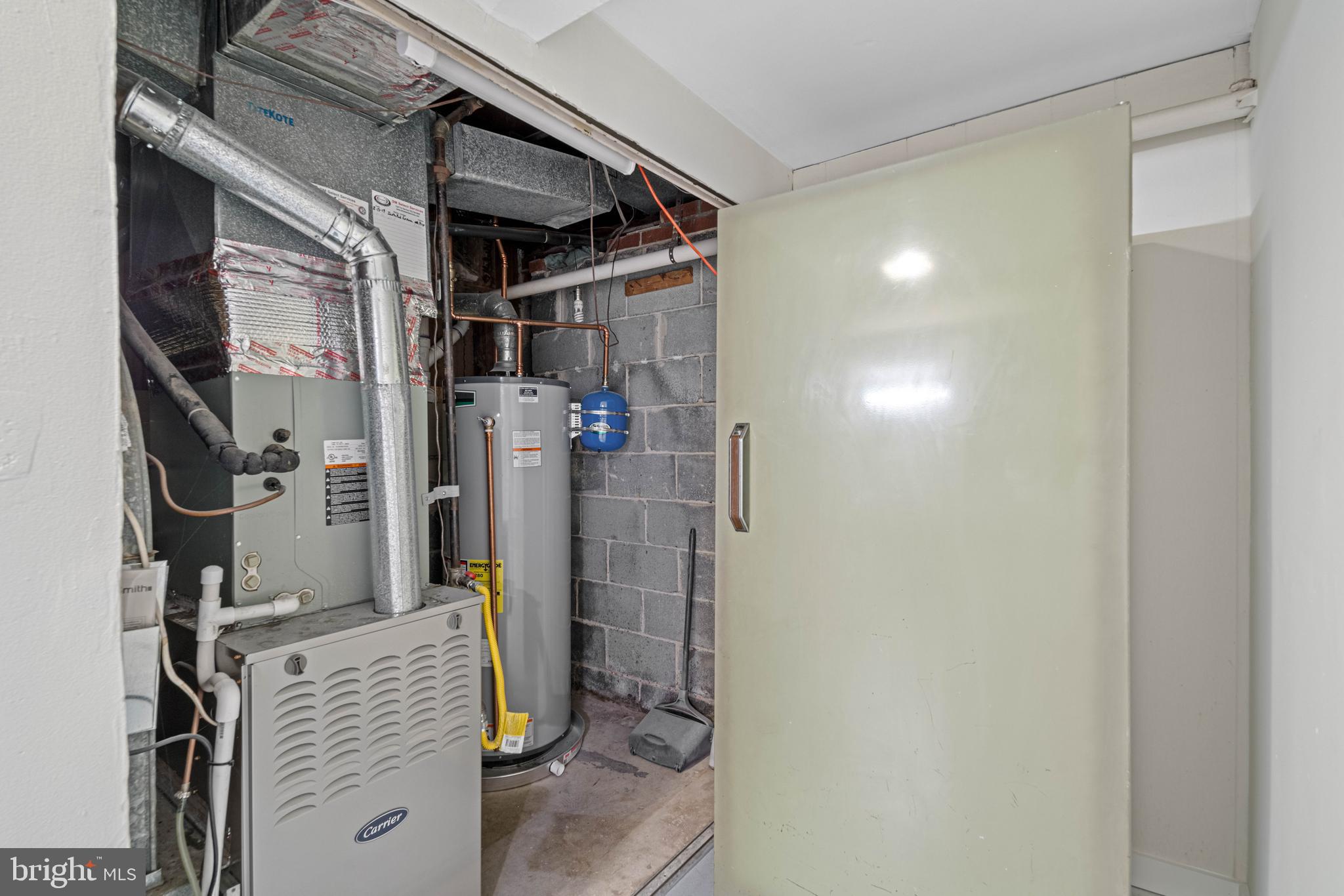 RIDGE VIEW ESTATES - Residential