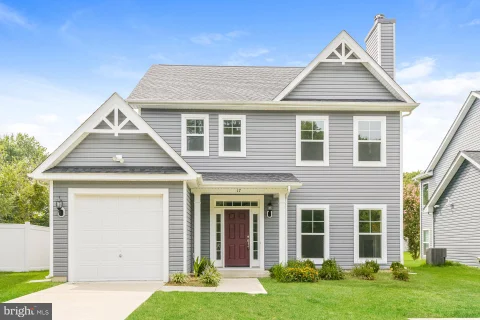 MLS: MDCH2059240