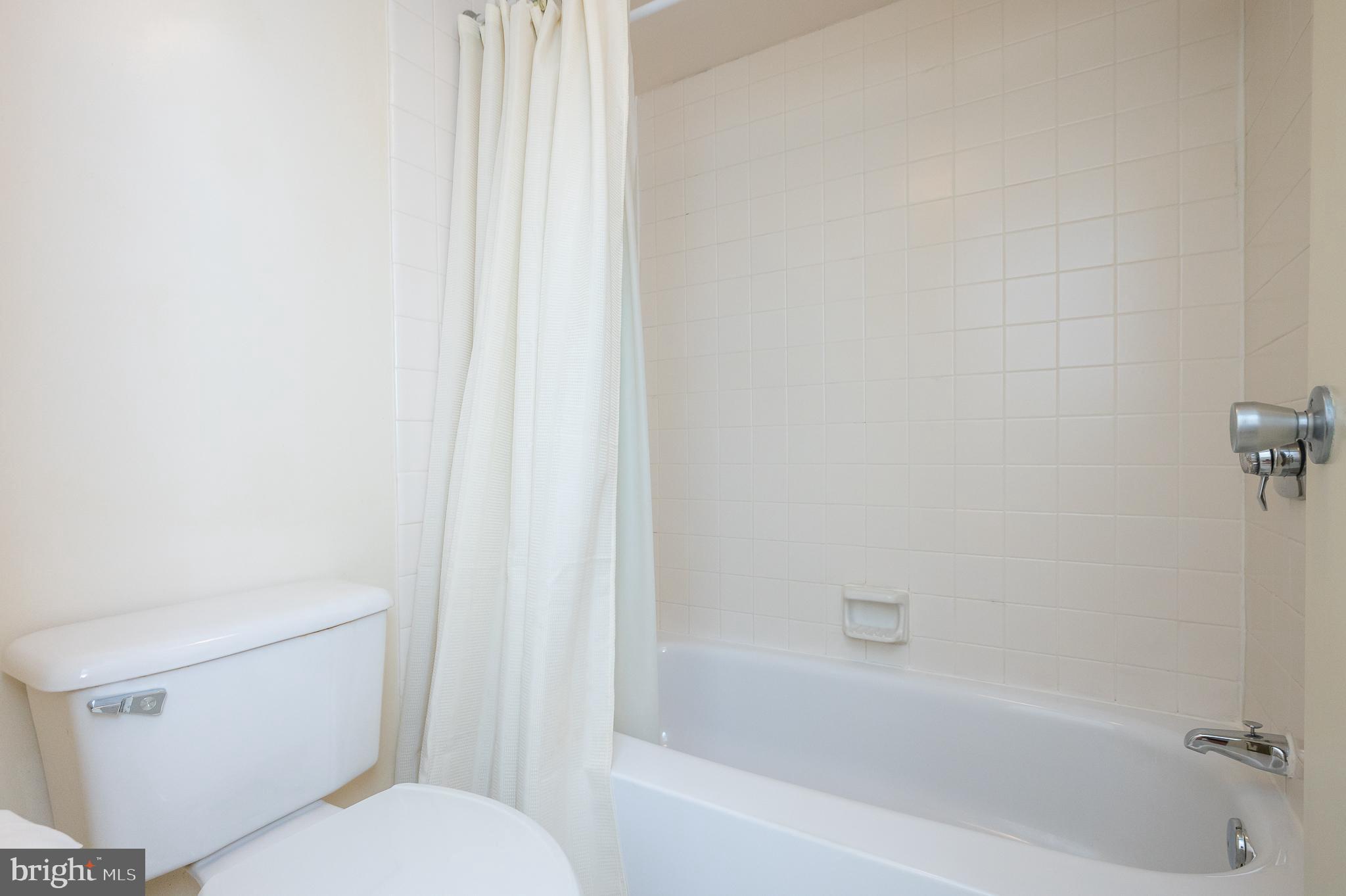 RIDGELY TOWSON CENTER - Residential