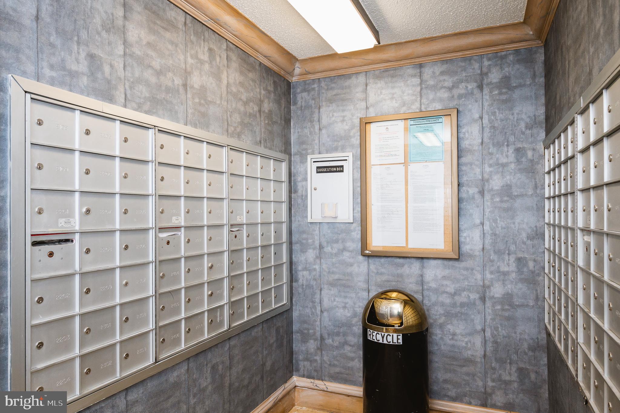 RIDGELY TOWSON CENTER - Residential