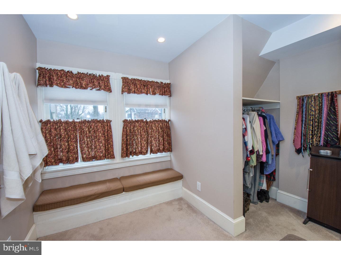 SOUTH WAYNE - Residential