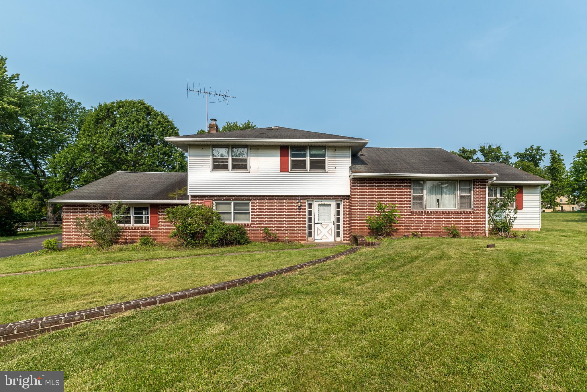937 GENERAL NASH DRIVE