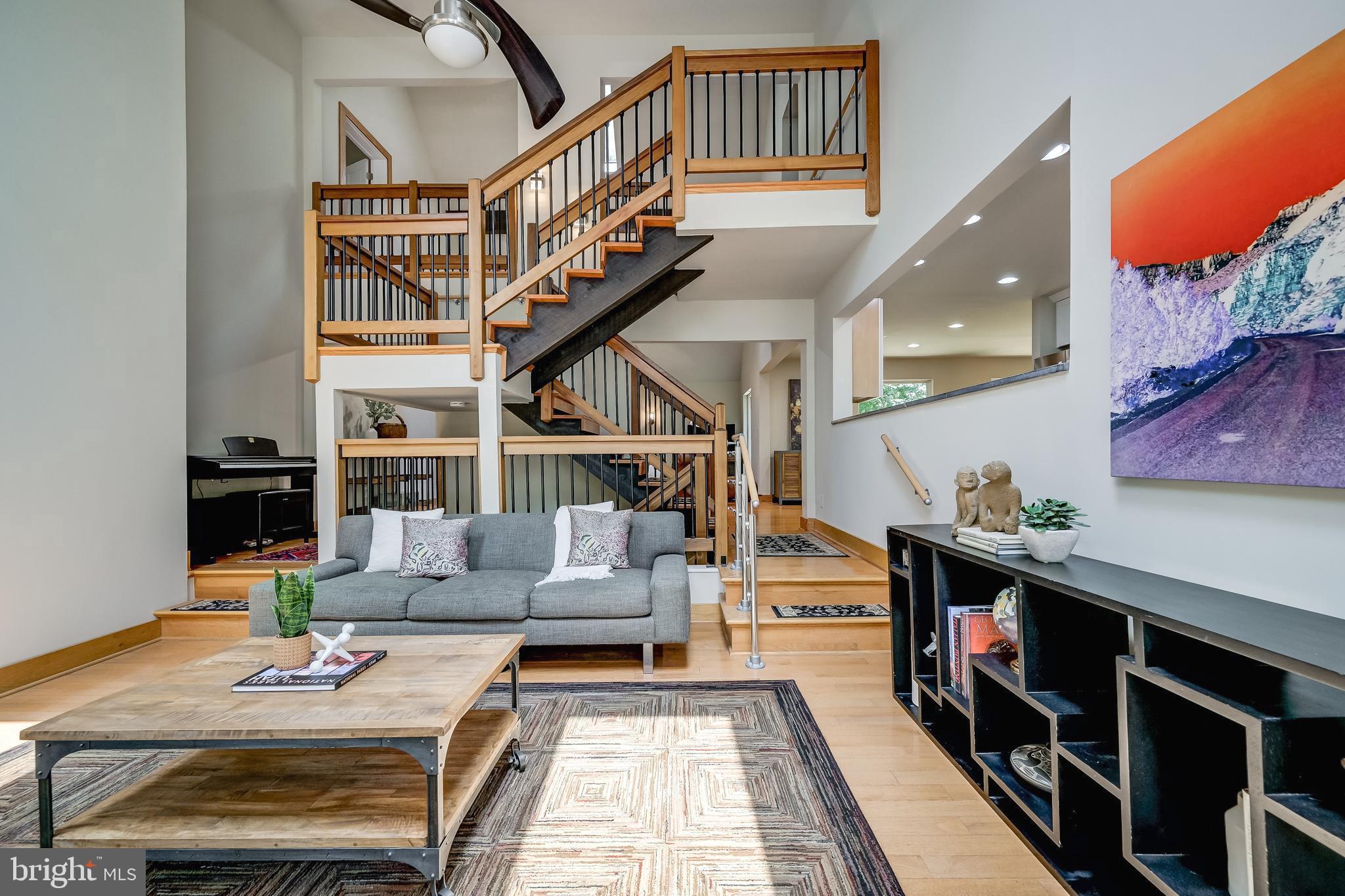 HARLOW - Residential