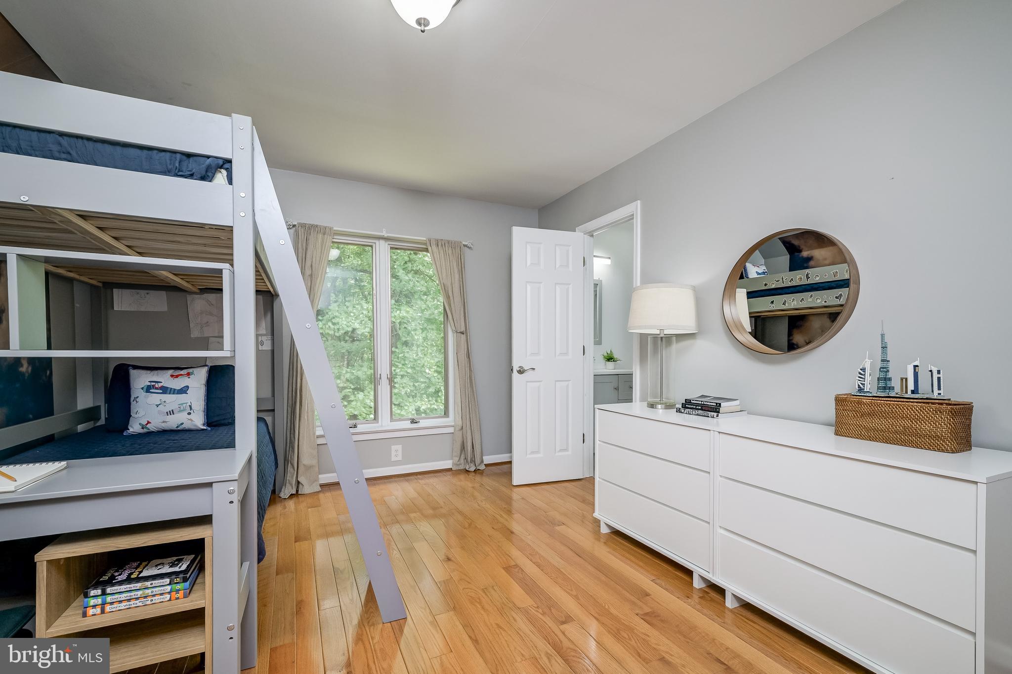 HARLOW - Residential