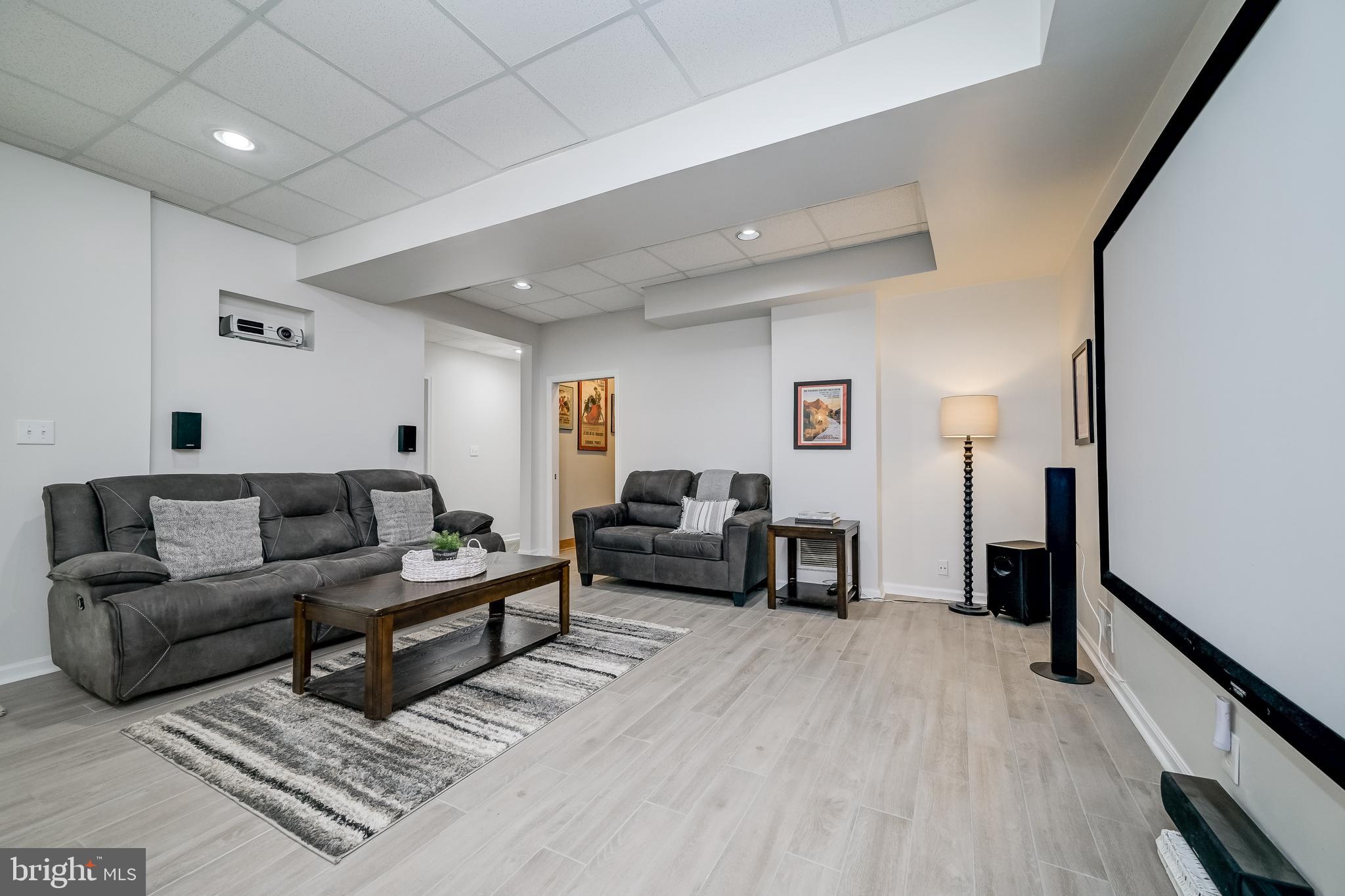 HARLOW - Residential