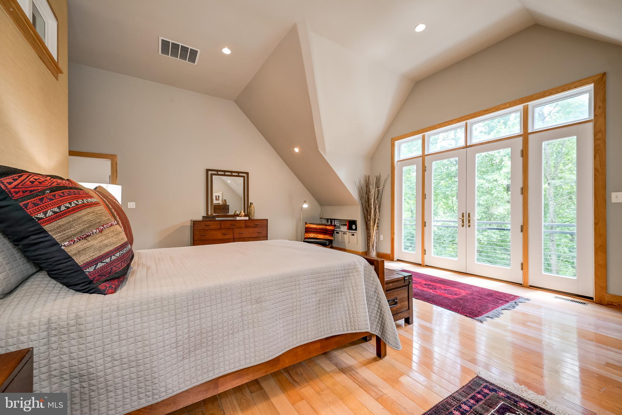 HARLOW - Residential