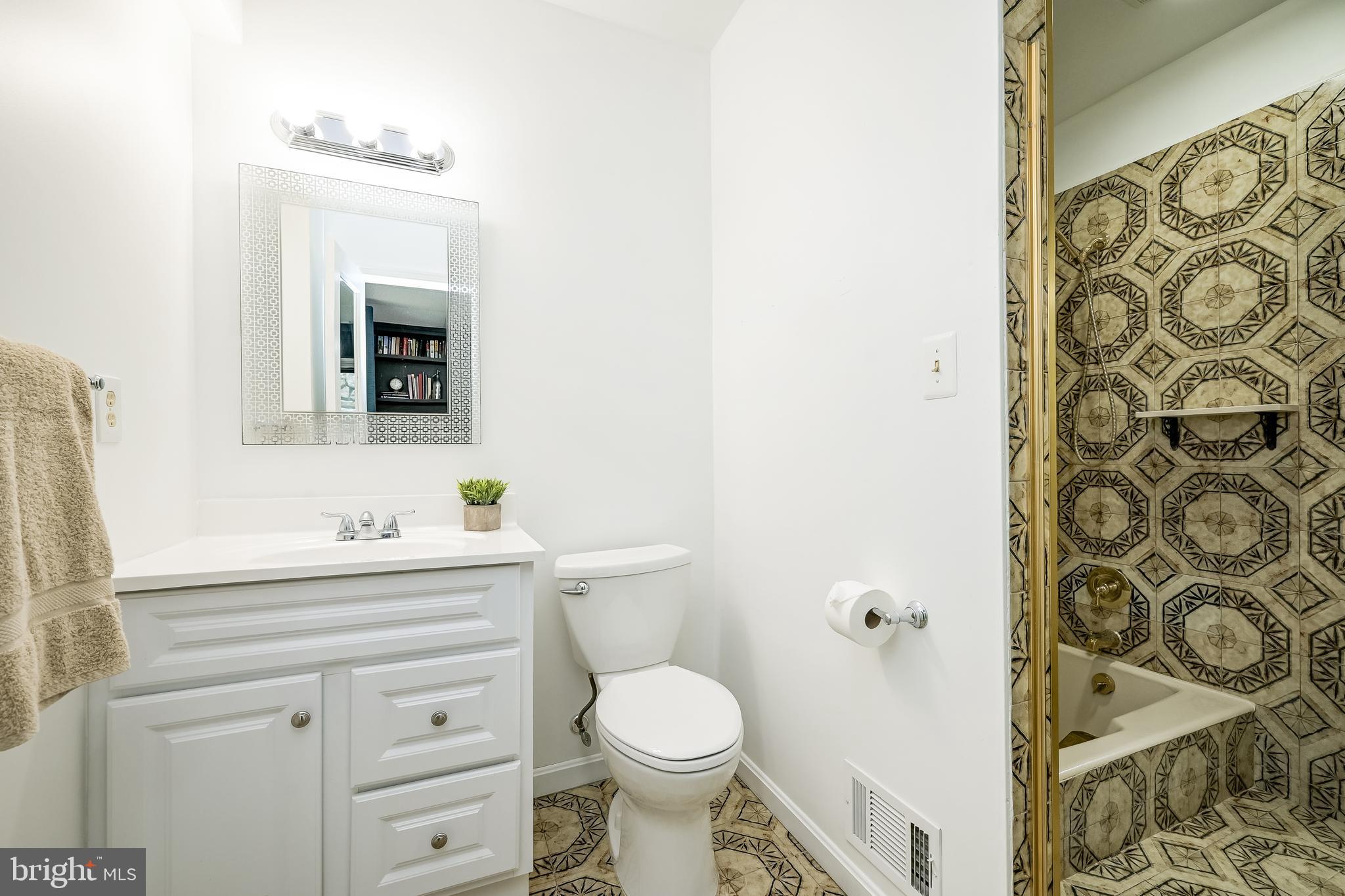 HARLOW - Residential