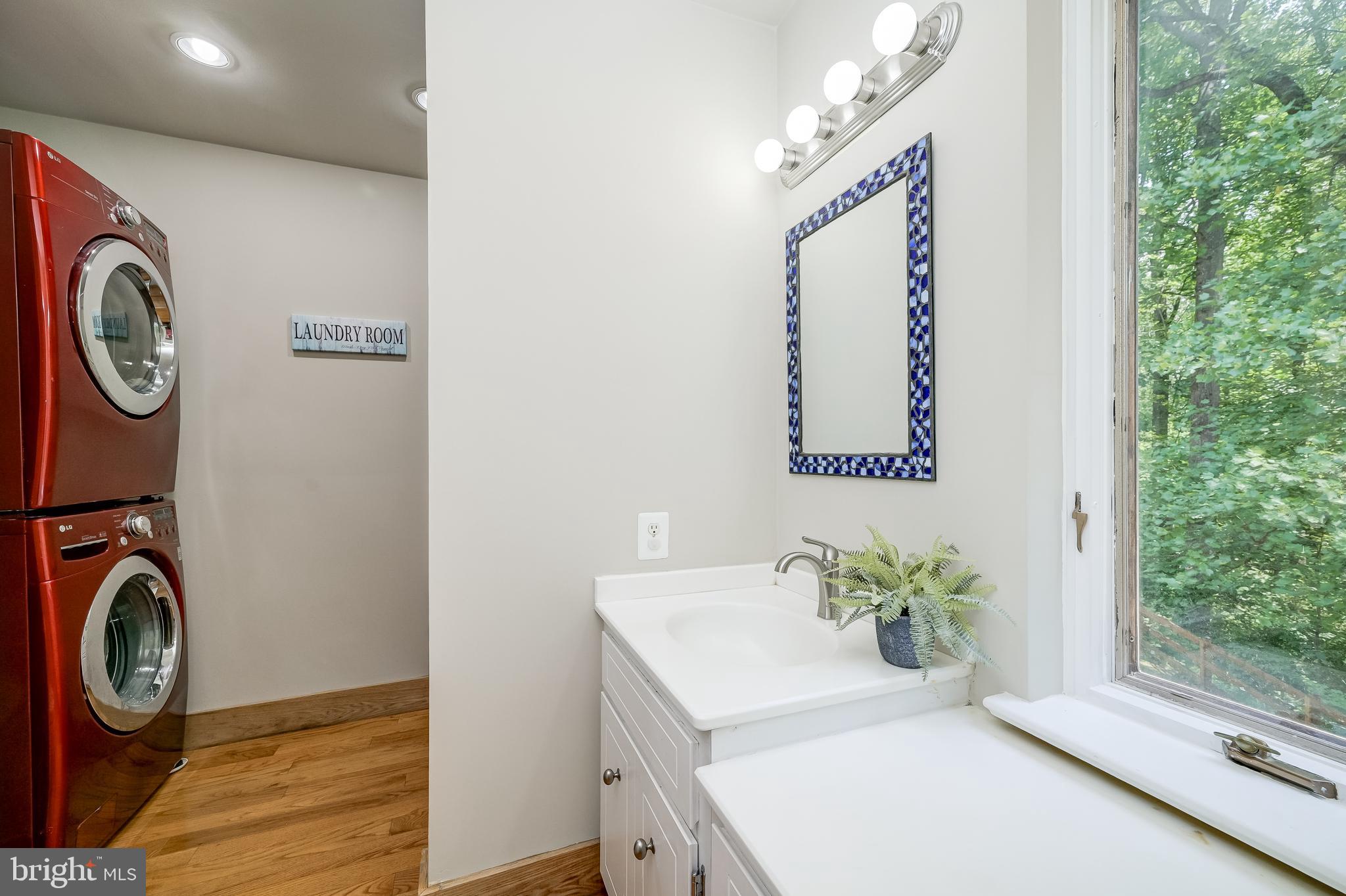 HARLOW - Residential