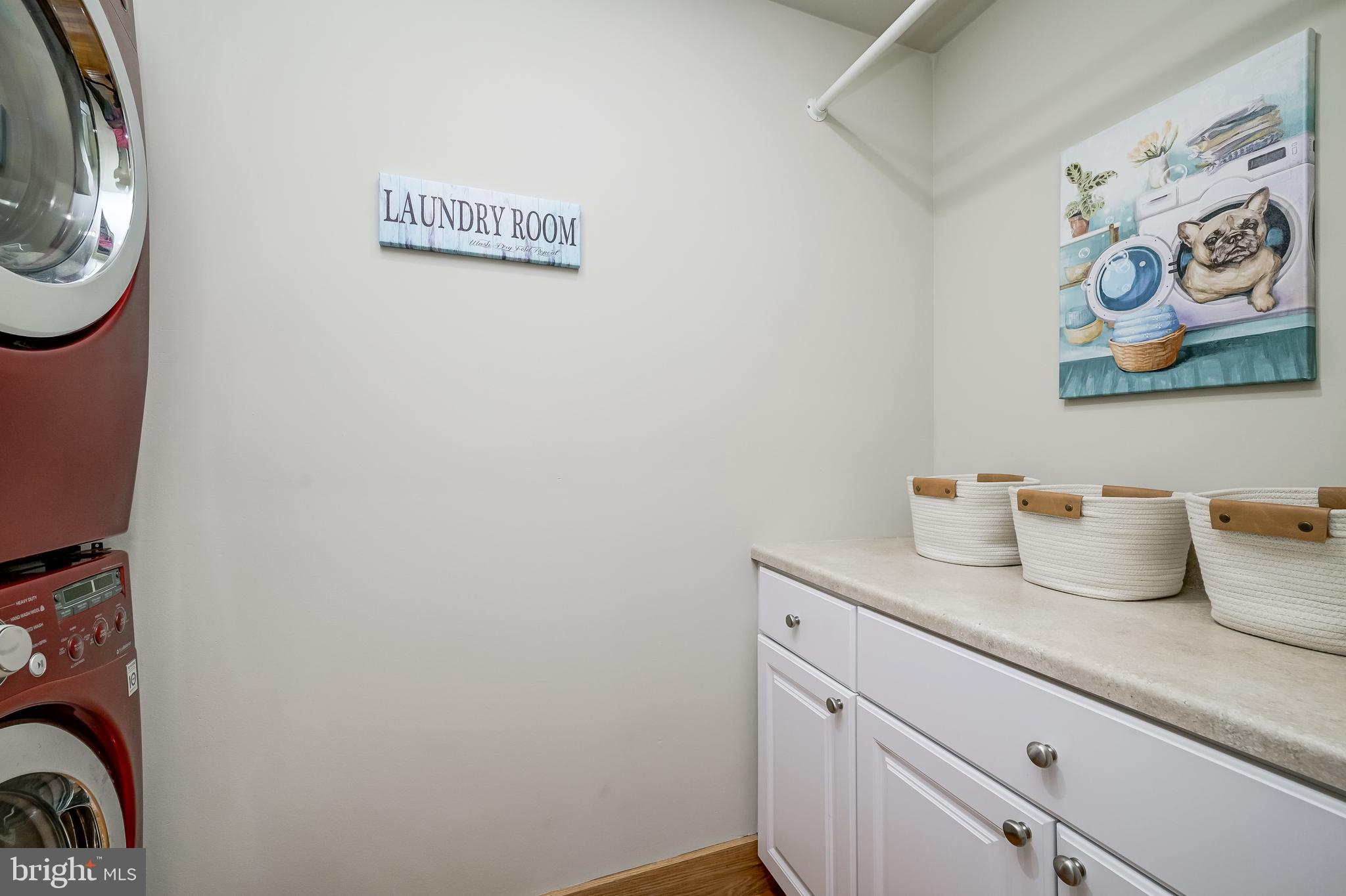 HARLOW - Residential