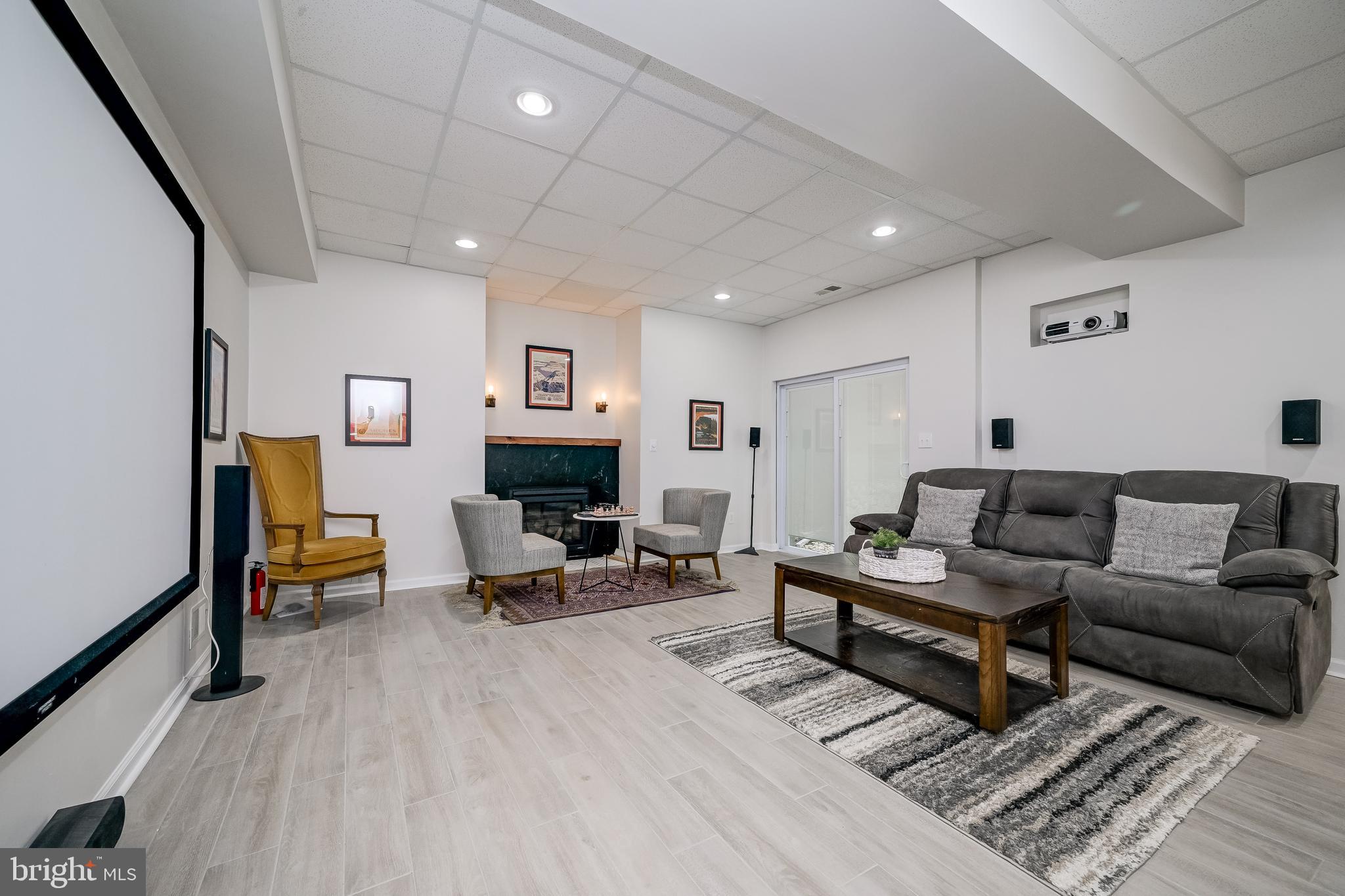 HARLOW - Residential