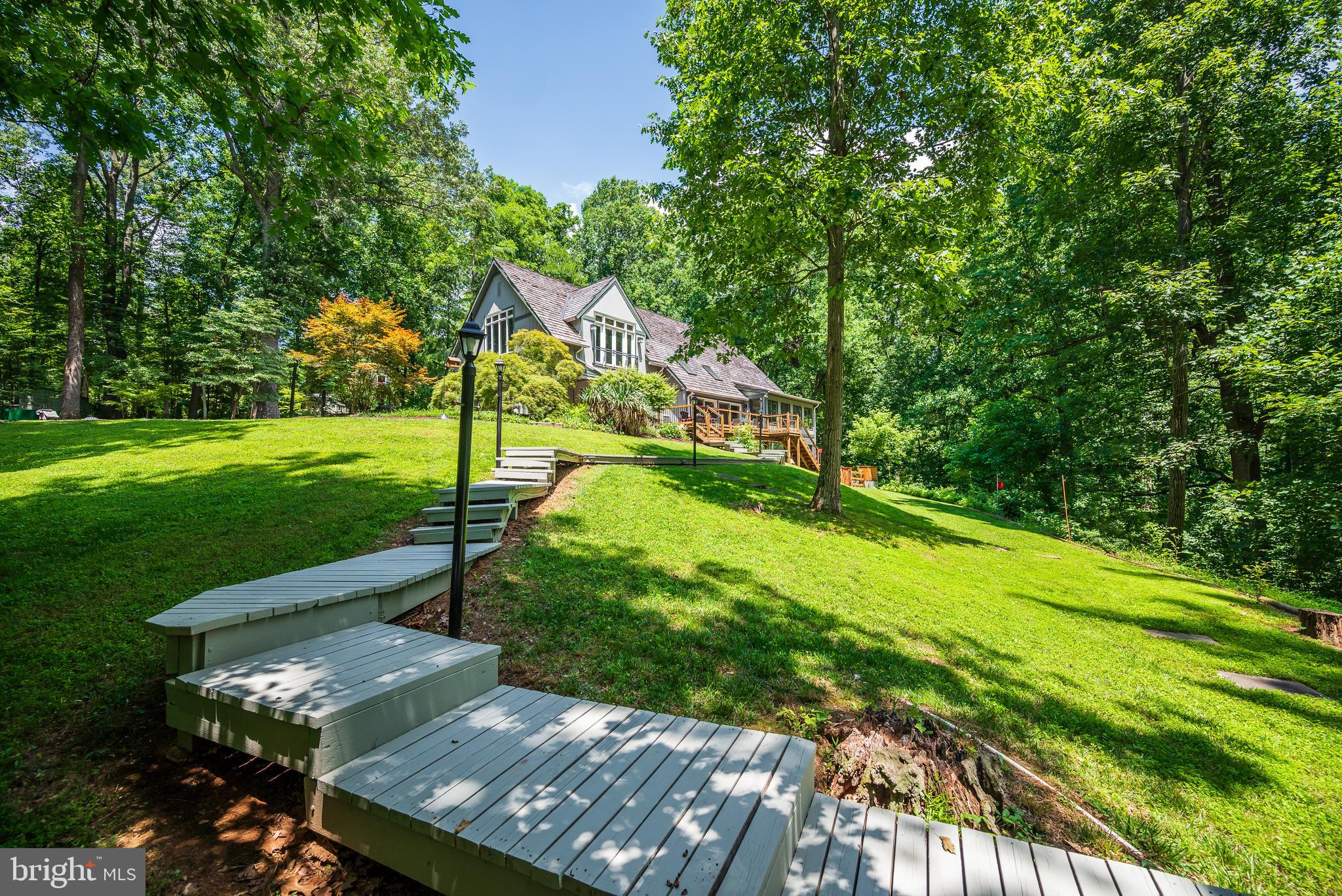 HARLOW - Residential