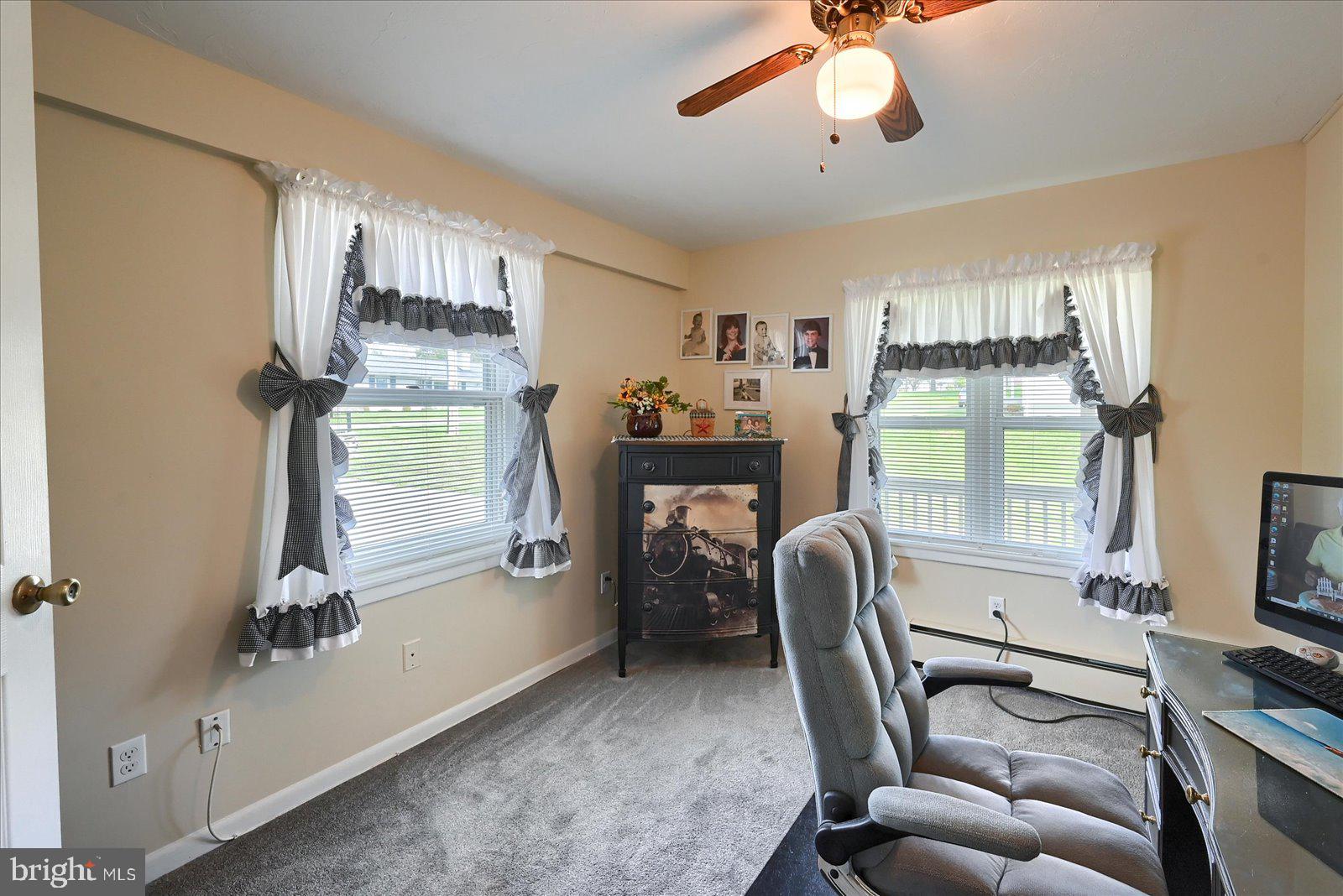 SPRING GROVE - Residential