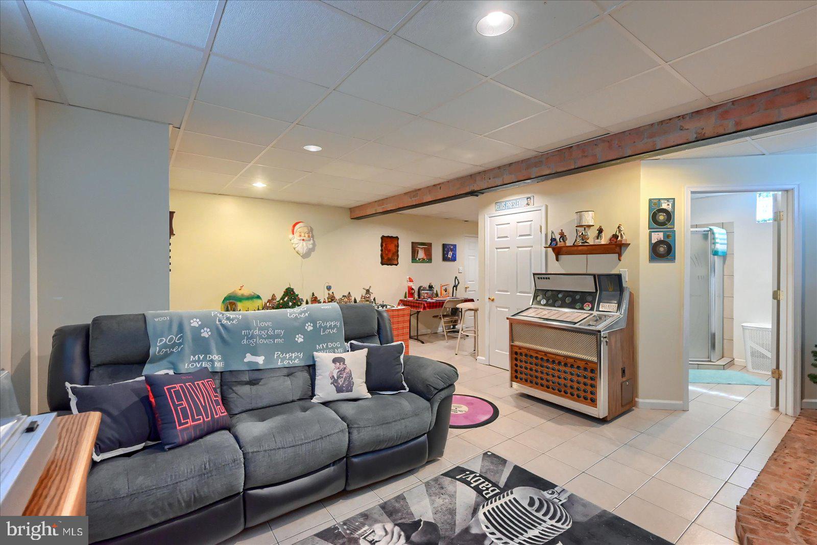 SPRING GROVE - Residential