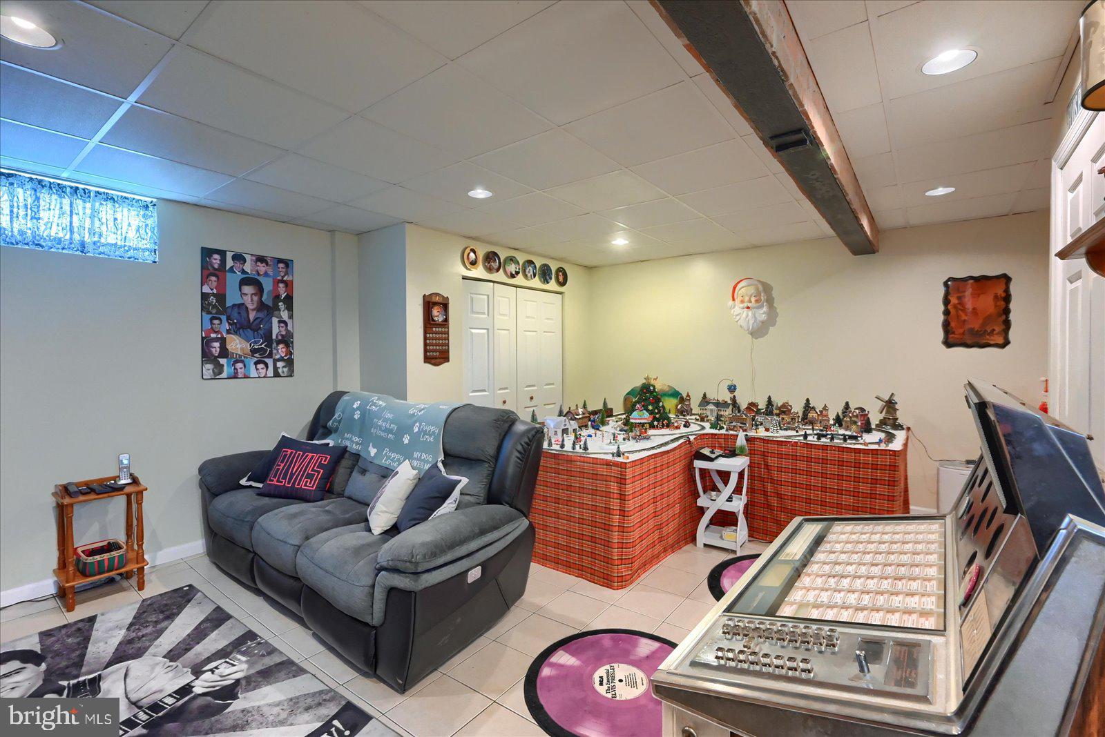 SPRING GROVE - Residential